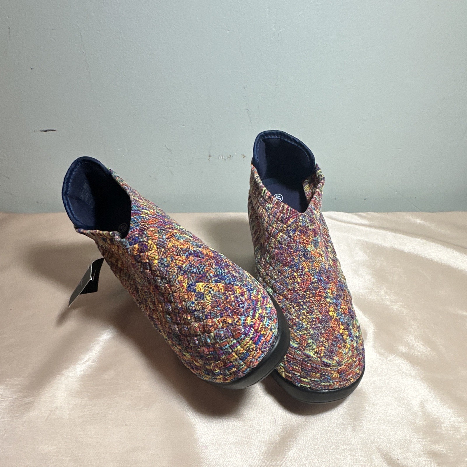 Bernie Mev Women’s Multicolor Woven Slip-On Memory Foam Block Heel Pumps 10