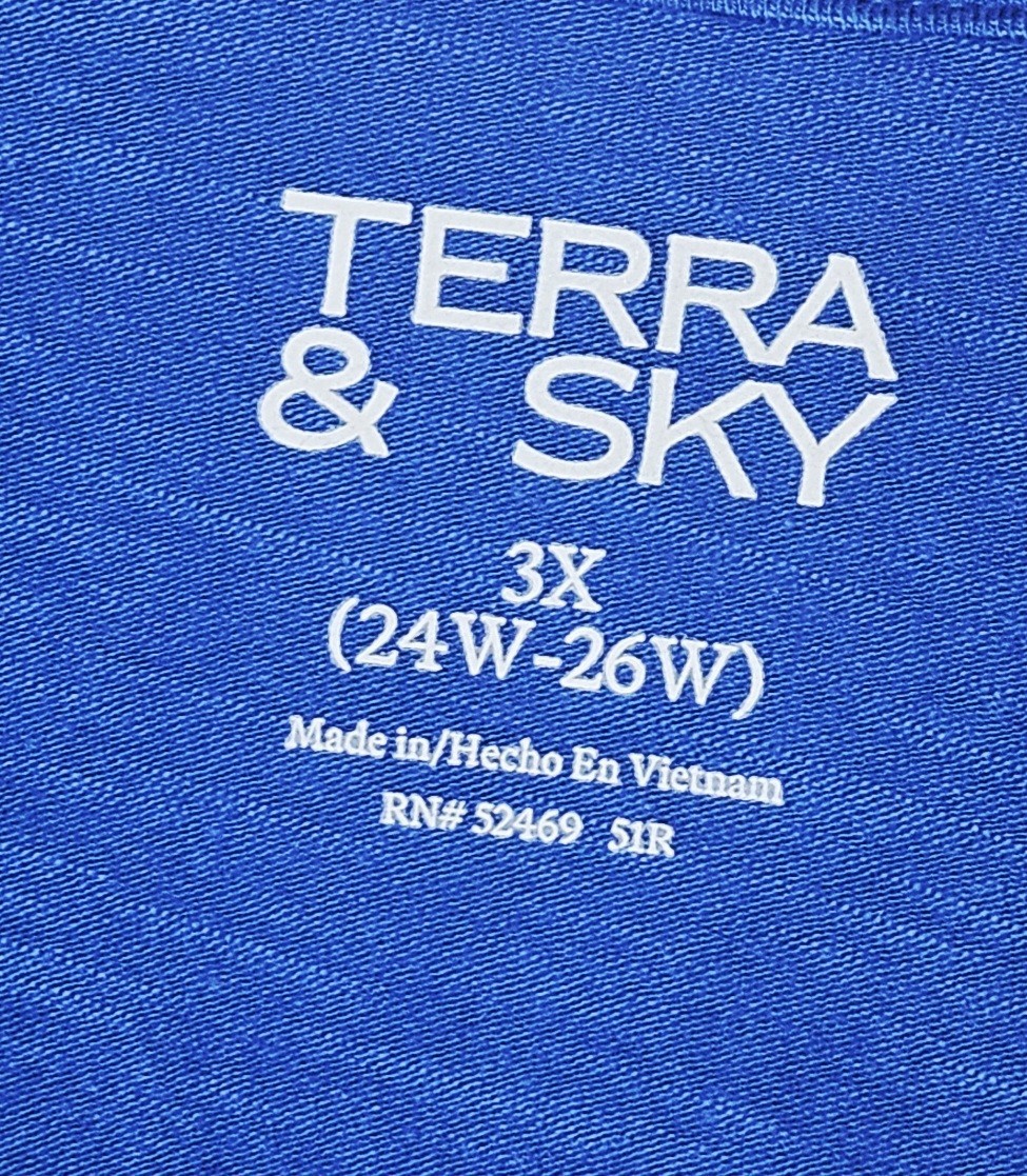 Terra & Sky Plus Blue Heron Semi-Fitted T-Shirt V-Neck Tencel Choose 0X 2X or 3X