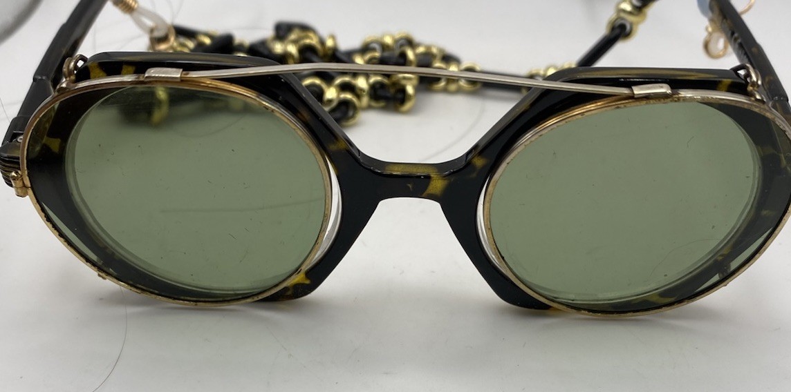 Vintage Clip On Oval Gold Brass Frame Sunglasses Fine Scratches W/original Case