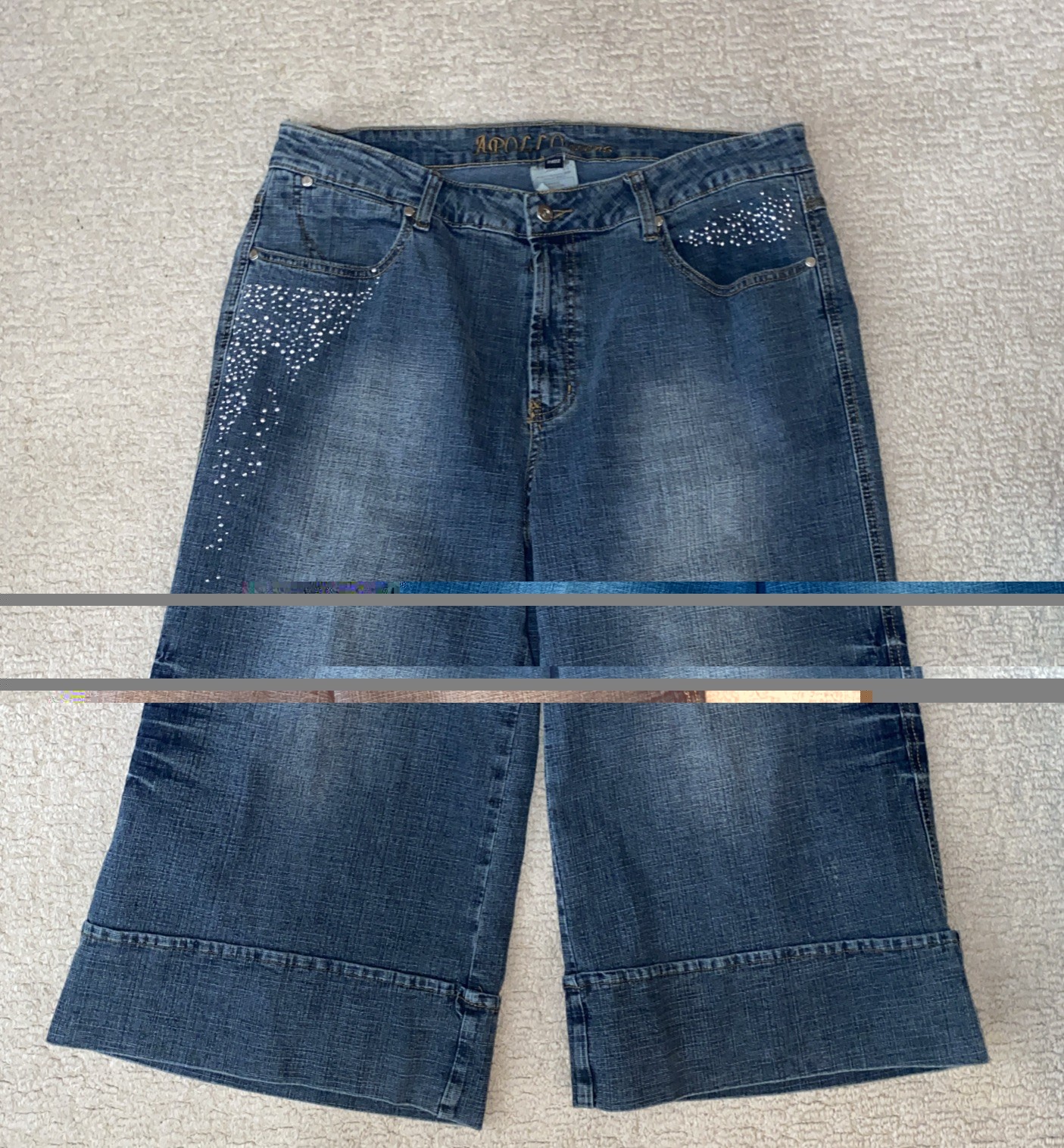 APOLLO JEANS Women’s Capri With Silver Stud Designs Size-21/22