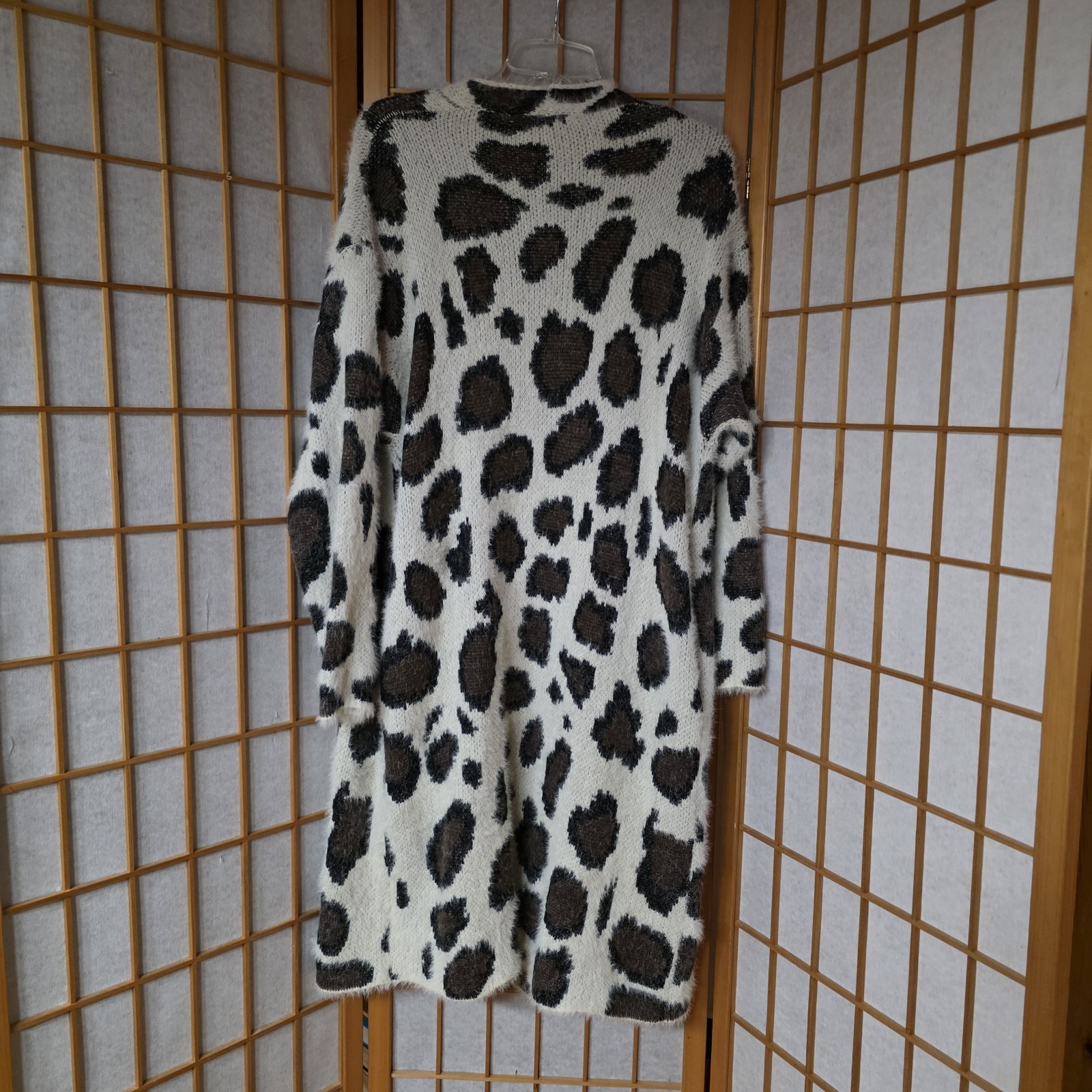 Davi & Dani Cardigan Sweater Womens Lg Open Front Animal Print Fuzzy Longline