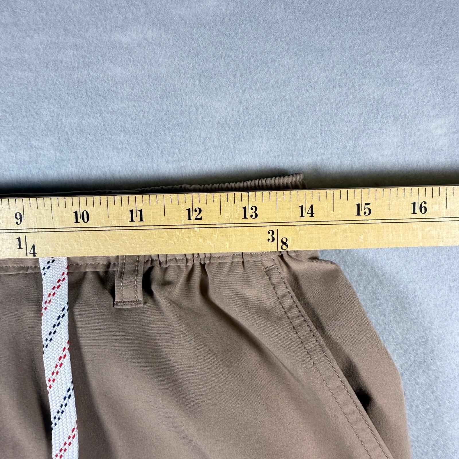Chubbies everywhere shorts – tan drawstring elastic waist hybrid 6″ inseam sz S