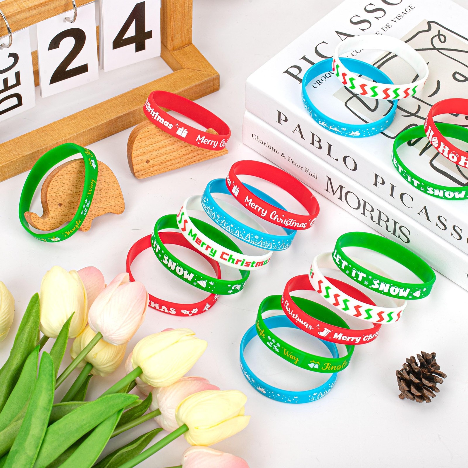 Lesnala 48 Pcs Christmas Silicone Bracelets Theme Party Rubber Wristband for Kid