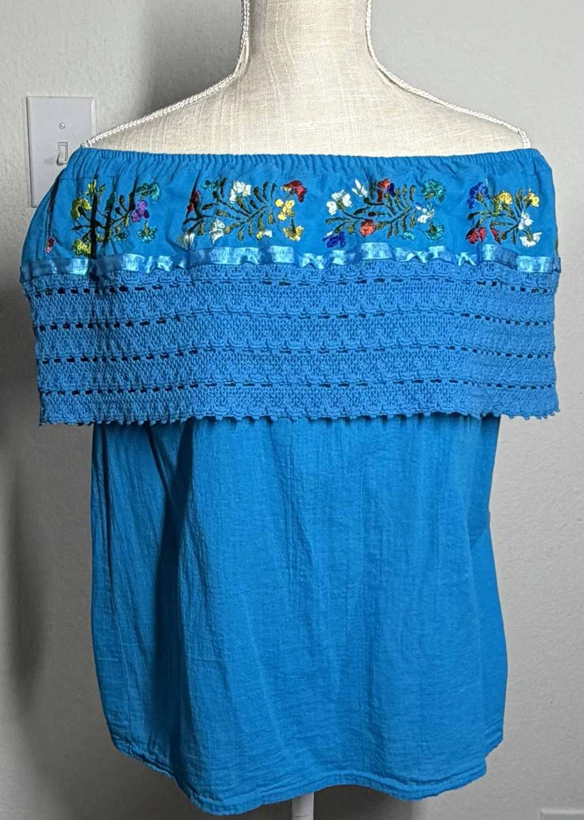 Mexican Blouse Blue Womens L / XL Floral Embroidery Lace Trim Off The Shoulder