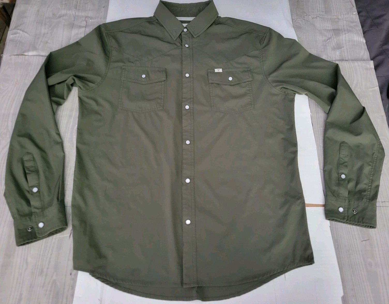 Ferrell Shirt Mens L Green Long Sleeve Western Pearl Snap Vented