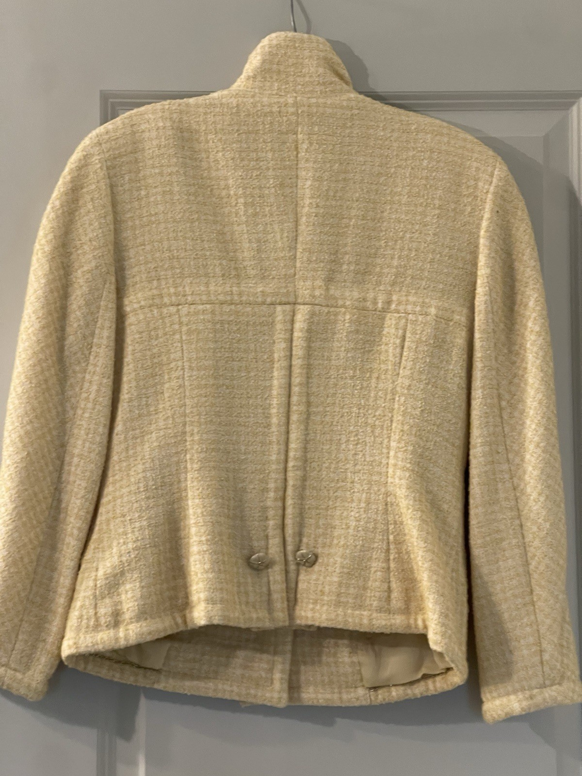 CHANEL 09C light yellow Check Jacket Size 42 Made in France P34739V24898