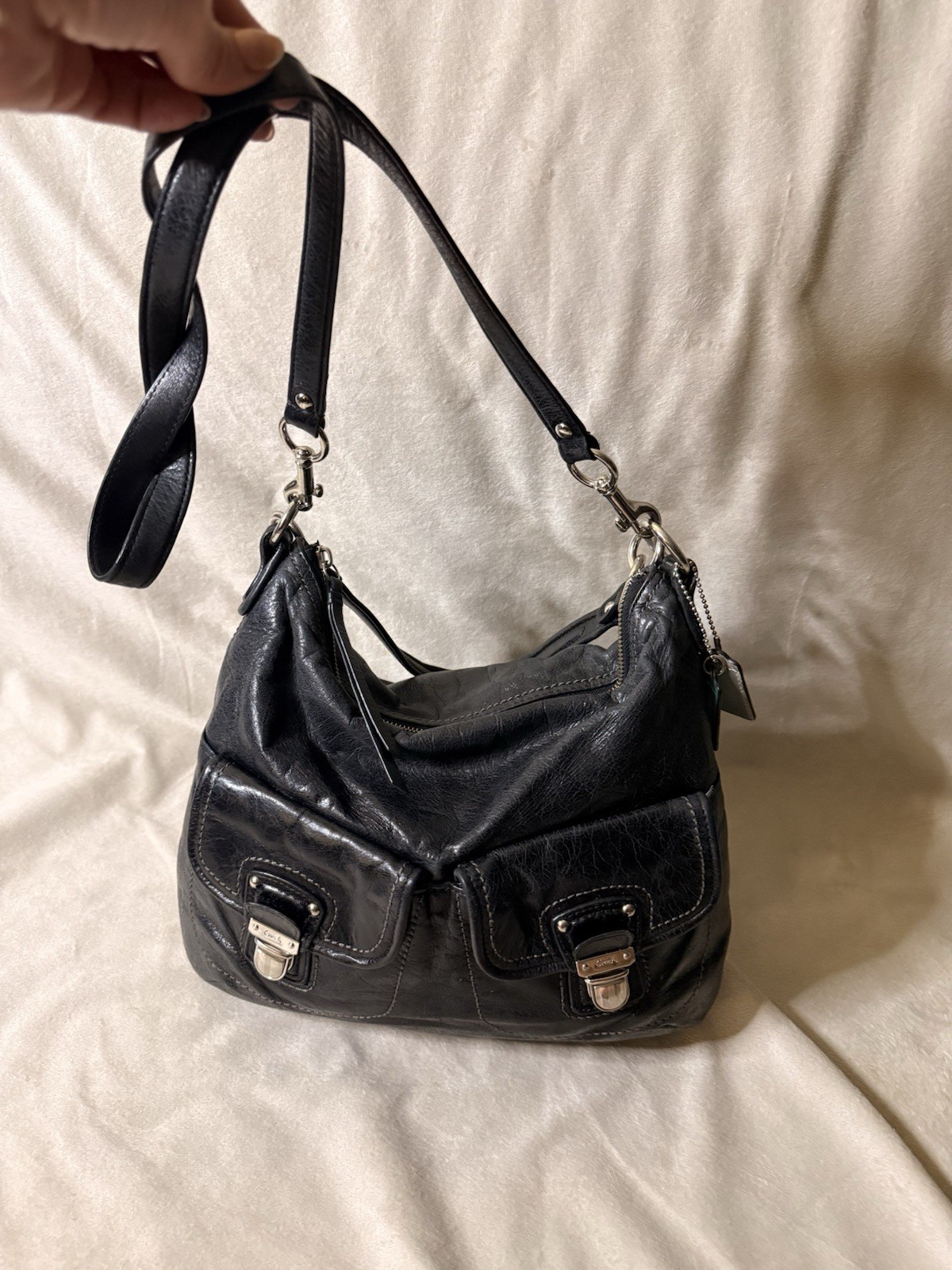 Coach Black Shoulder Bag Turn Lock Zip Top Detachable Strap Pockets Silver