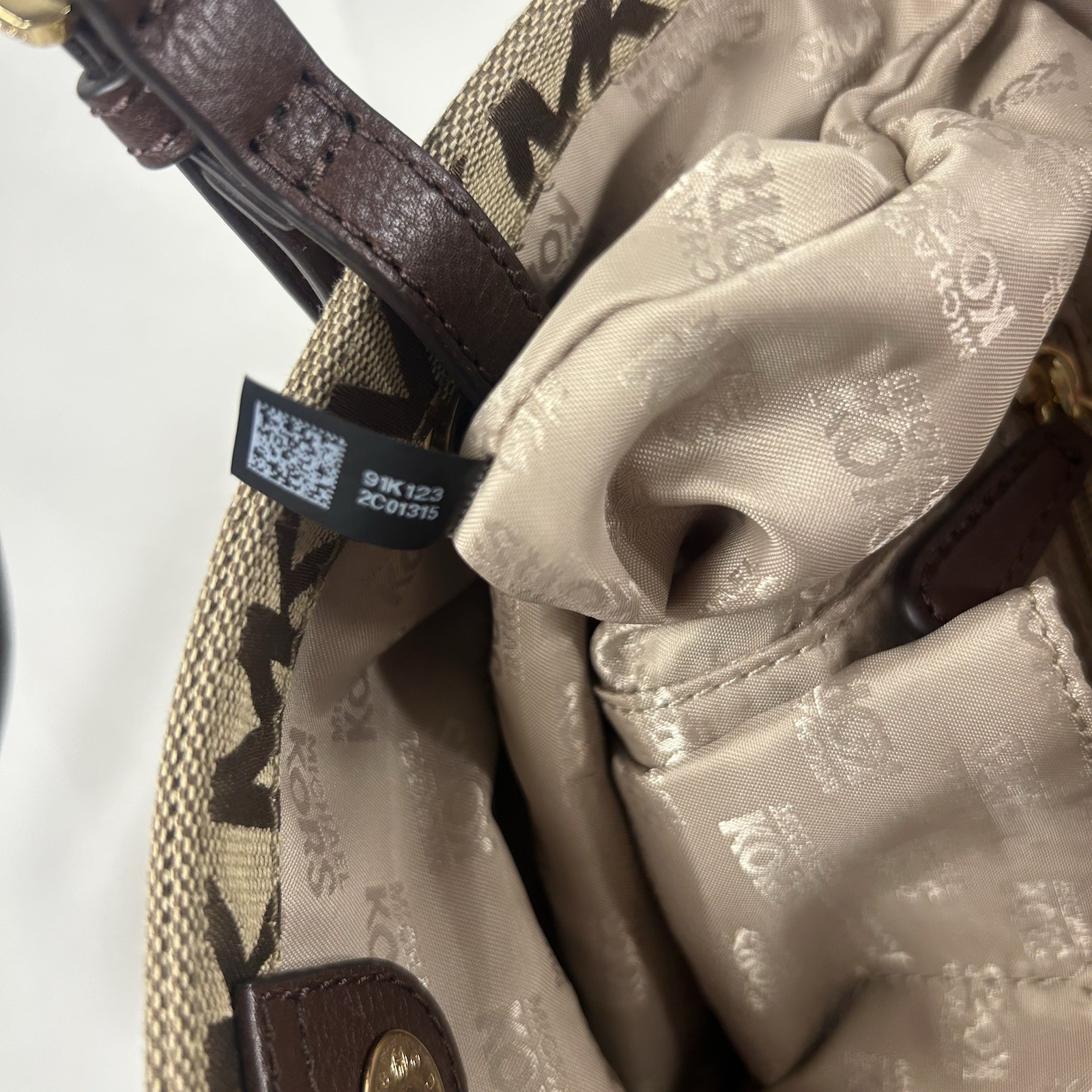Michael Kors Jet Set Signature Jacquard Medium Tote Bag Tan 38T2XTTT2J EUC