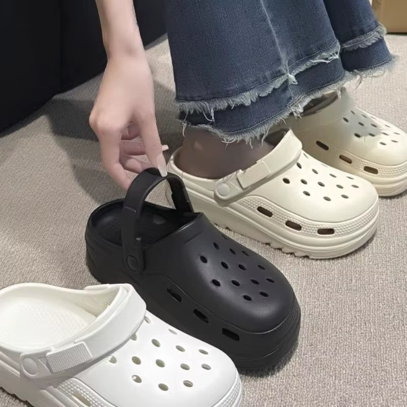 Crocs Classic Clog Unisex Slip On Women Shoe Ultra Light Water-Friendly Sandals