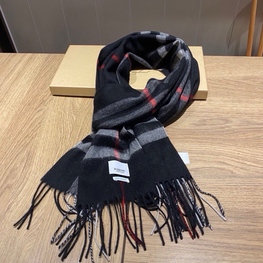 Burberry Cashmere Scarf Black Gray Red Plaid Fringe Logo Accent Rectangle