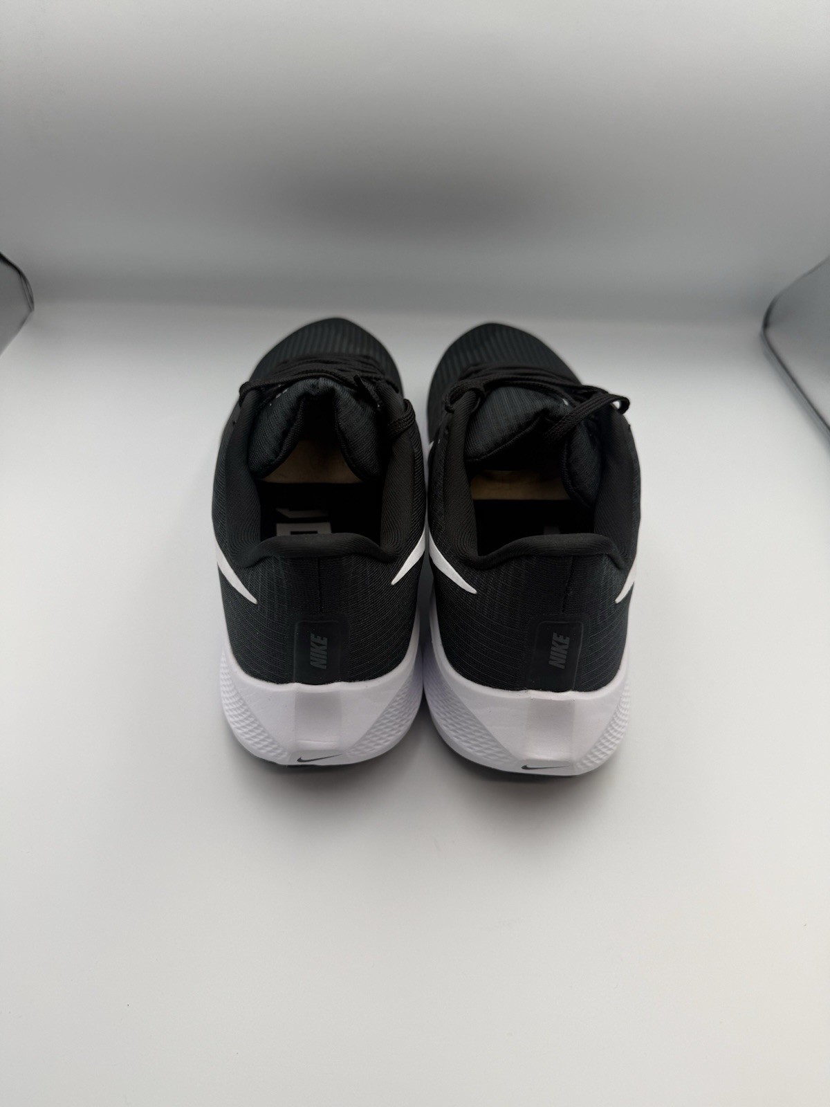 Nike Air Zoom Pegasus 39 Black White Me’ns Size 13 Running Shoes DH4071 001 New