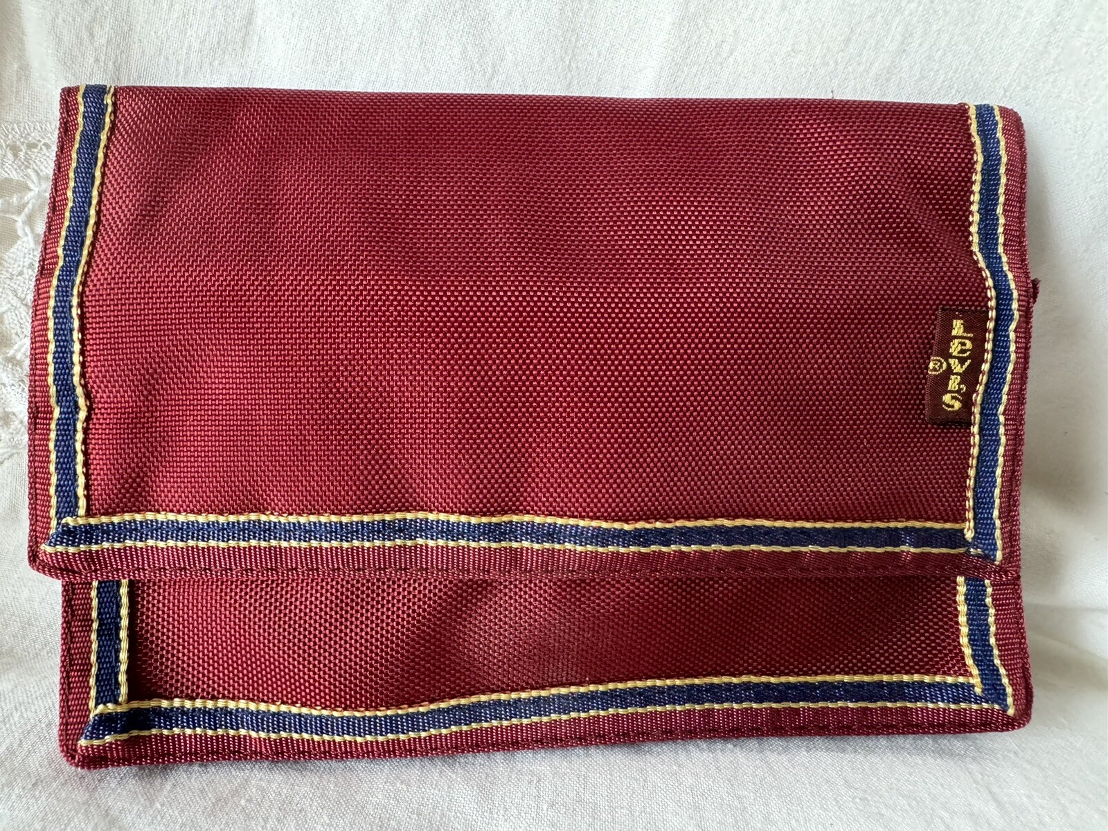 Vintage 80s Levi’s Burgundy With Blue Trim Bifold Billfold Thin Wallet