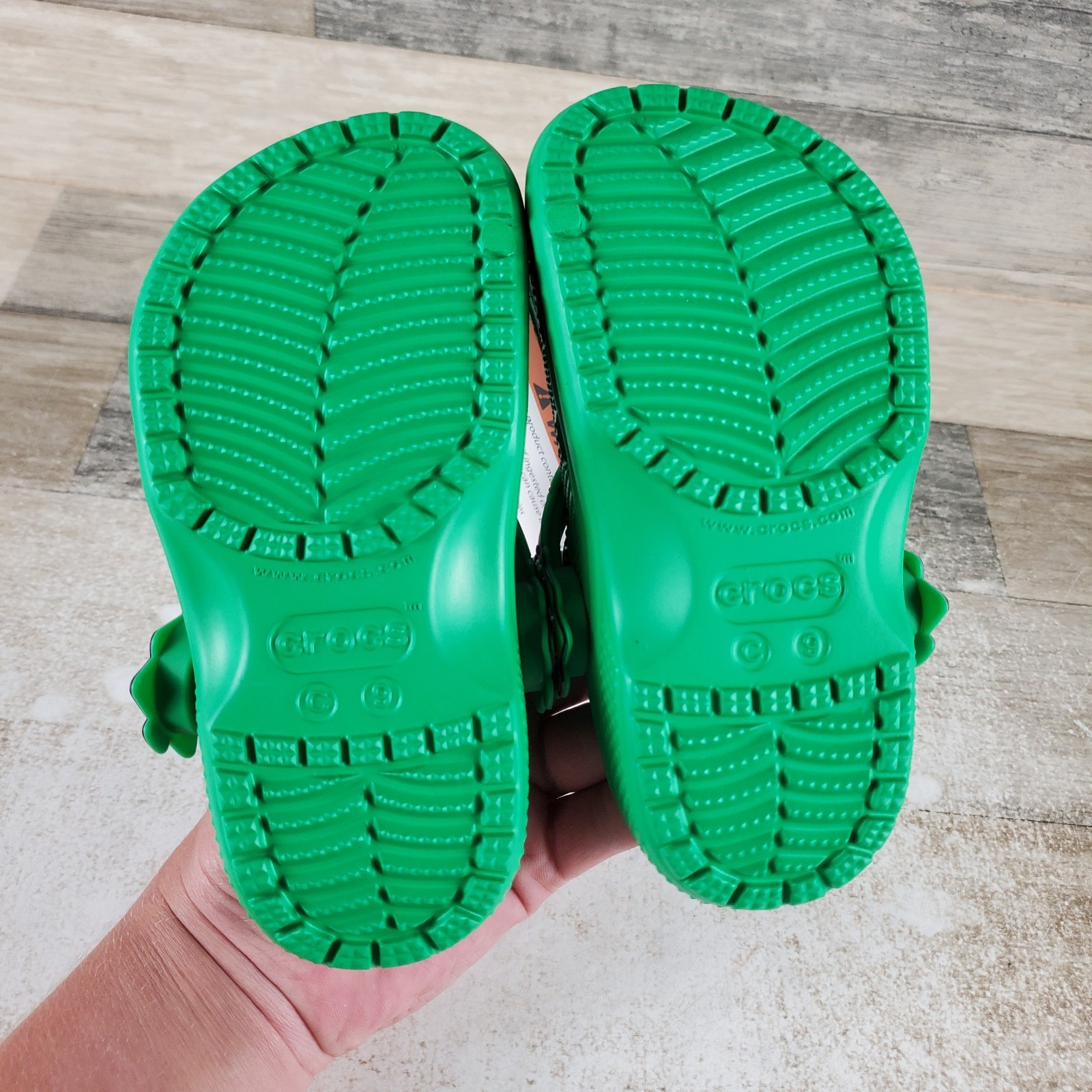 Crocs Classic Holiday Icons Lights Kids Clogs Sz 9 Rubber Grass Green Slingback