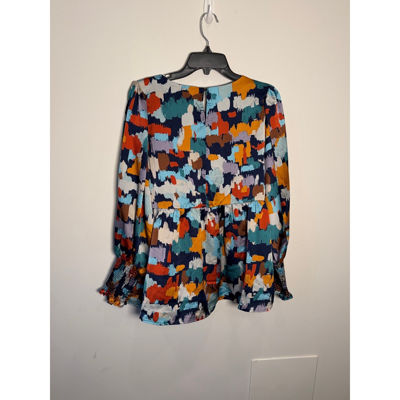 Entro Womens Small Abstract Print Babydoll Blouse Smocked Cuff Long Sleeve Top