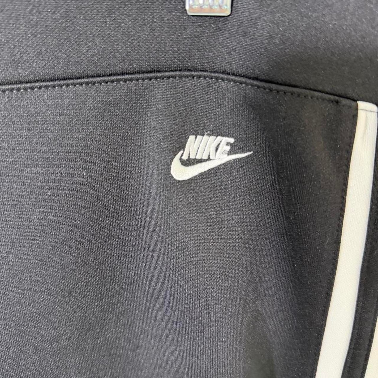 Nike Women’s Black and Grey Leggings