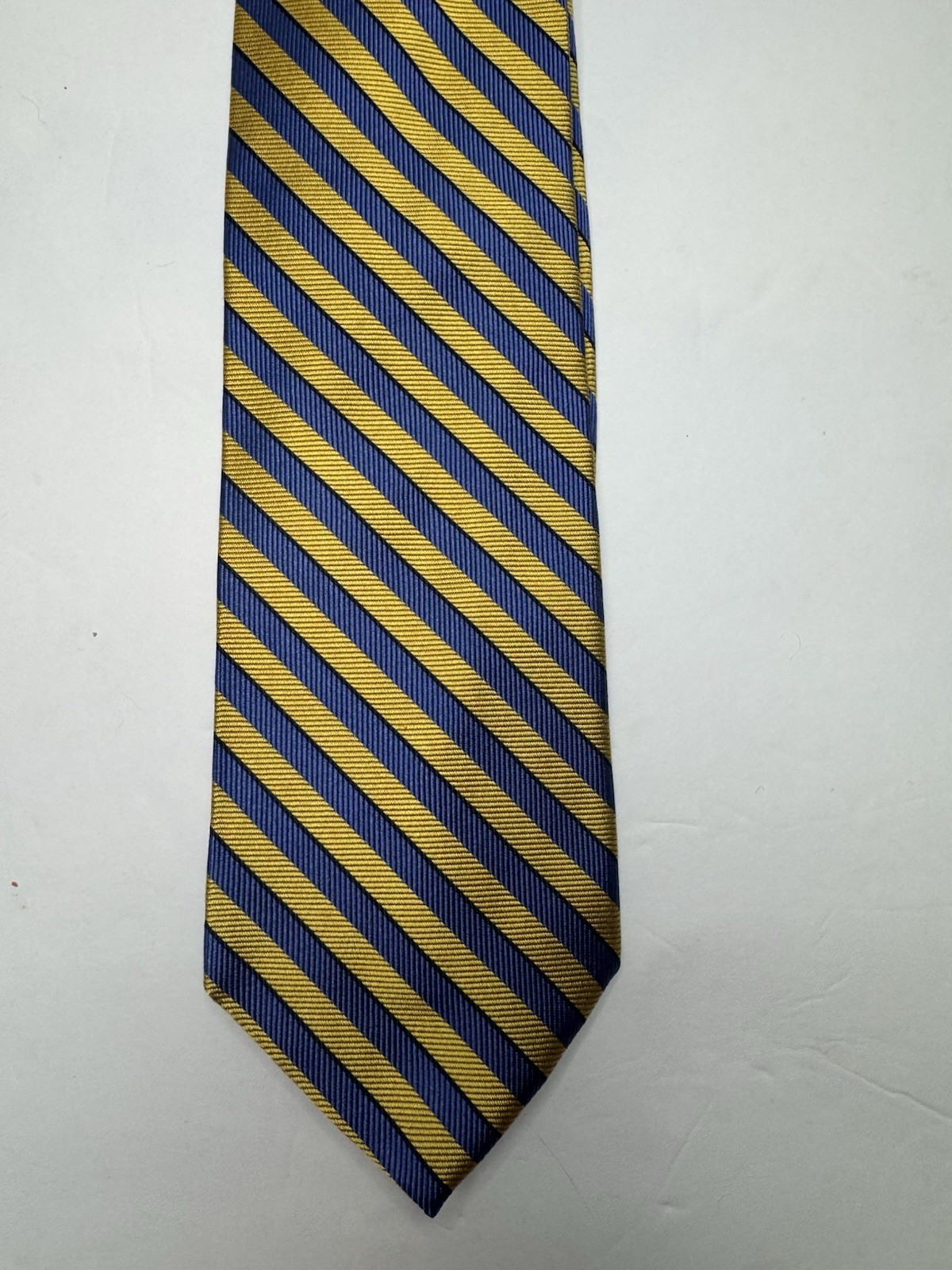 Lands’ End Men’s Necktie 100% Silk Striped Blue Gold Repp Handsewn USA 3.25″