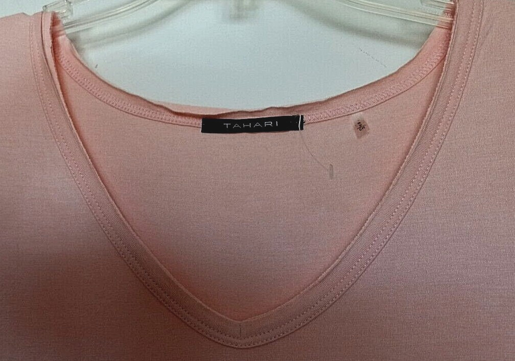 Tahari 95% viscose, 5% spandex solid “Peach Fizz” T-Shirt Size Large
