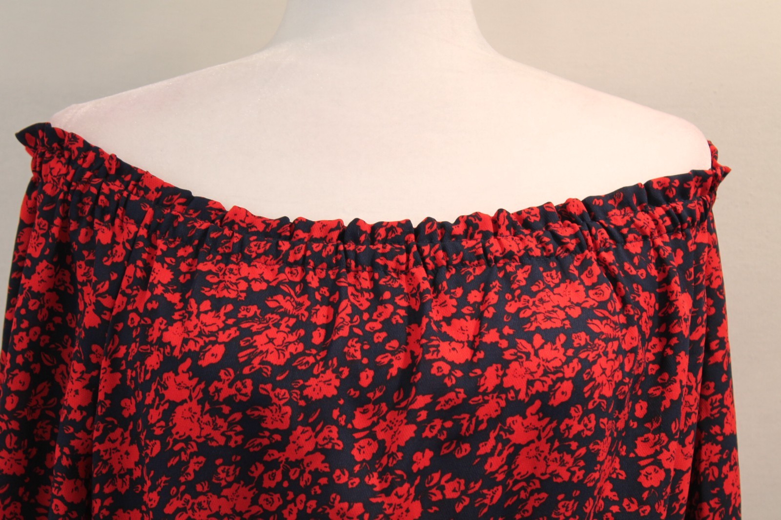 Express Off the Shoulders Top Womens size L Red Blue Floral Long Flare Sleeves