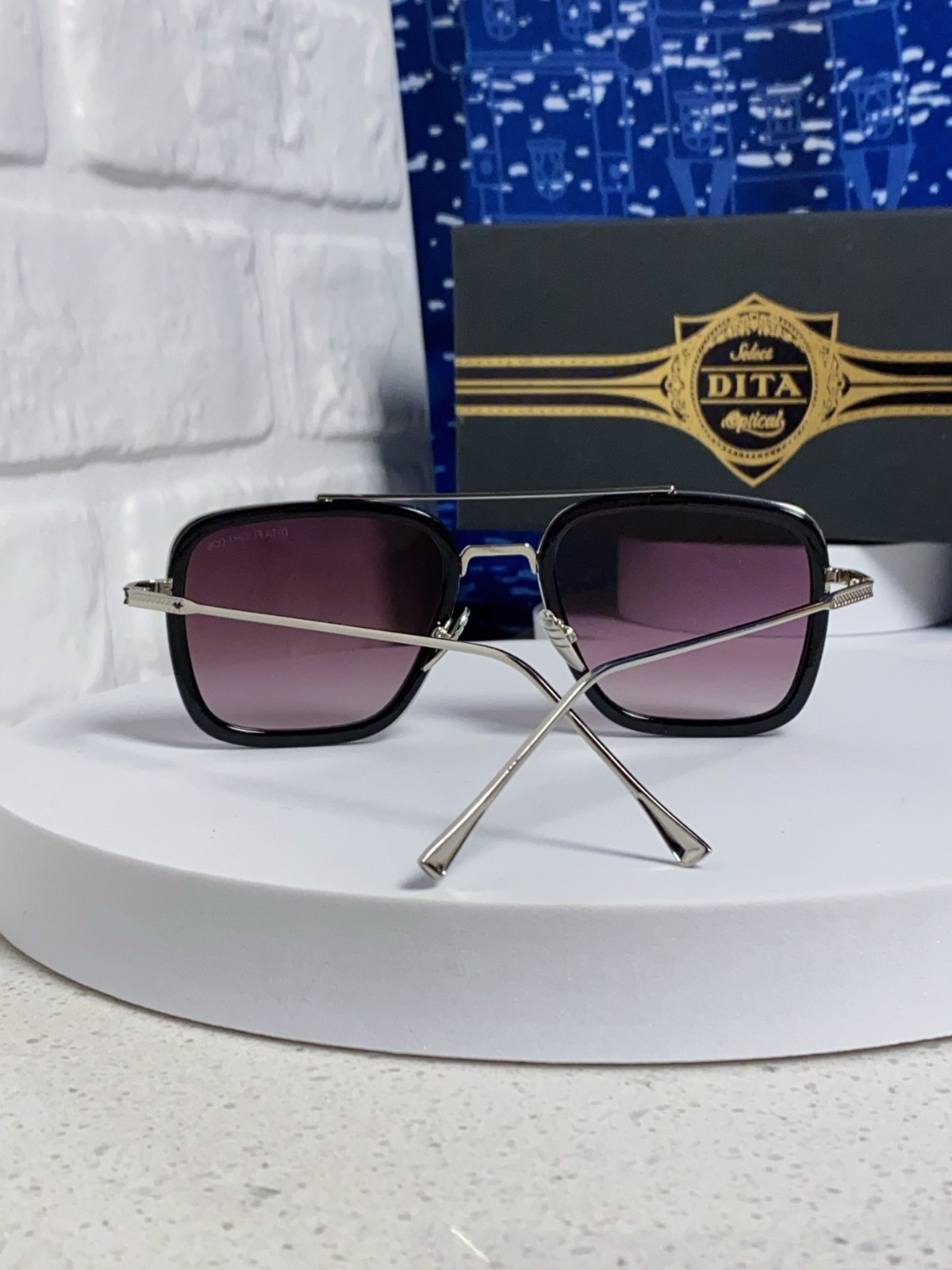 DITA FLIGHT006 DTS7806 Men’s Sunglasses Lens Size 52口22-144mm – With New Case