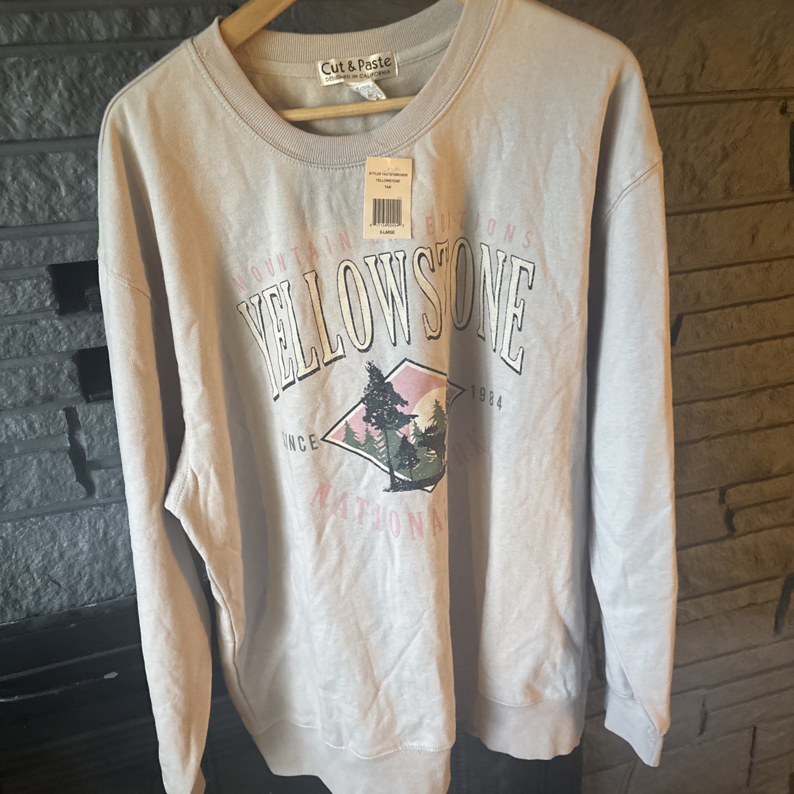 Vintage Yellowstone Cut & Paste Beige Men’s Size Xl