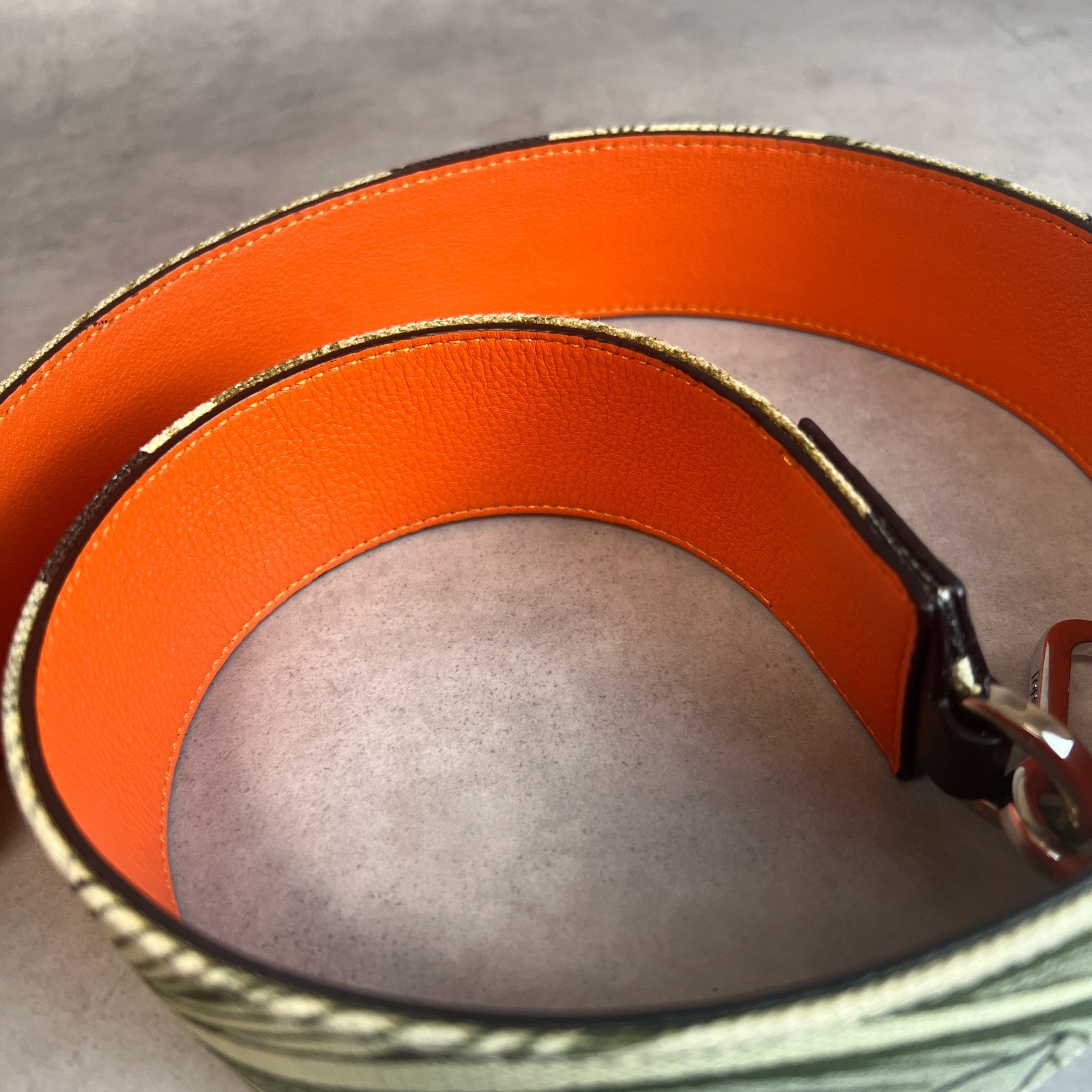 LOEWE Jacquard Leather Green Leaf William Morris Shoulder Strap Used From Japan