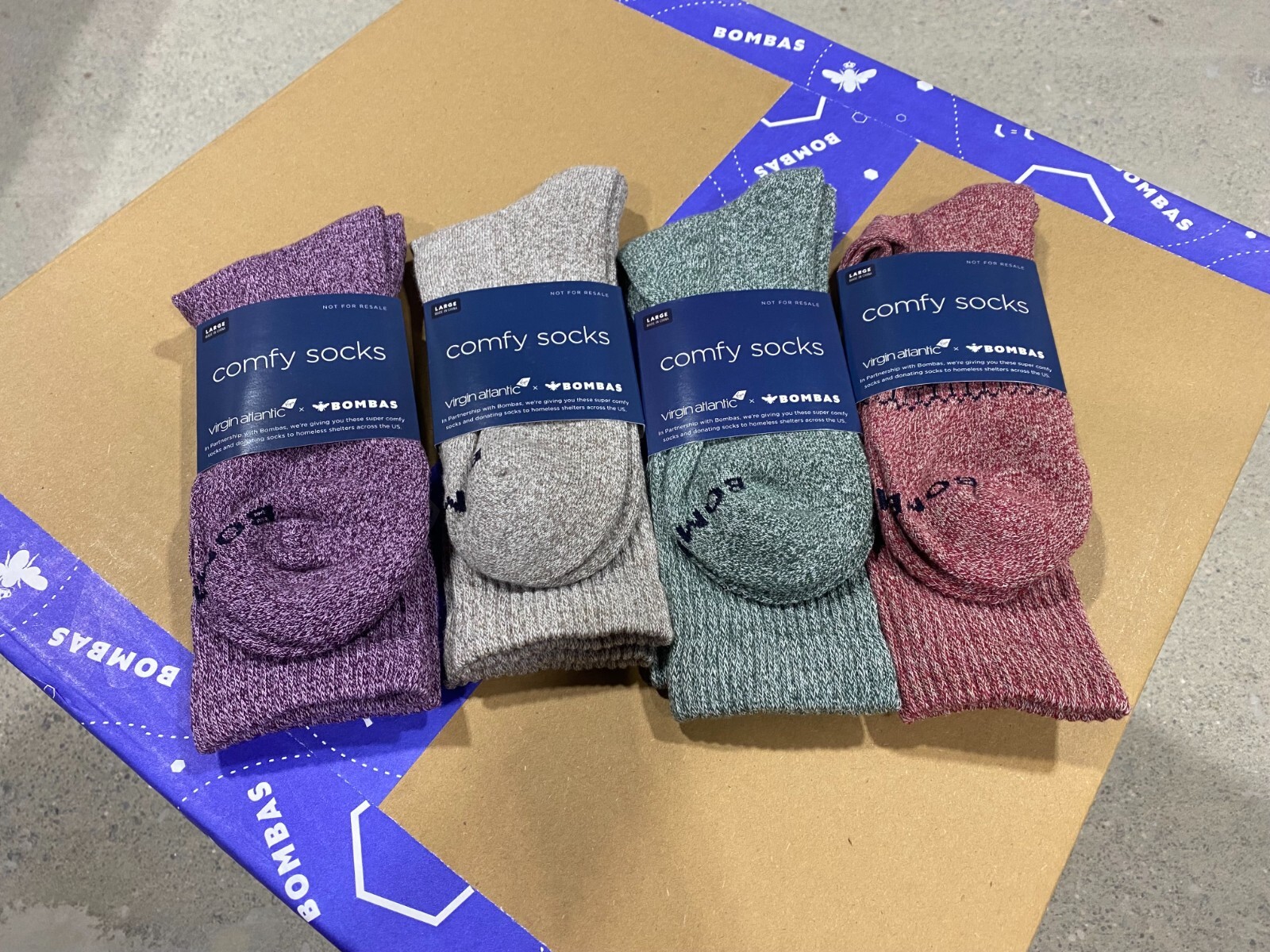 [4 Pairs] BOMBAS x Virgin Atlantic Calf Socks – Winter White Mocha/Pine/Maroon/