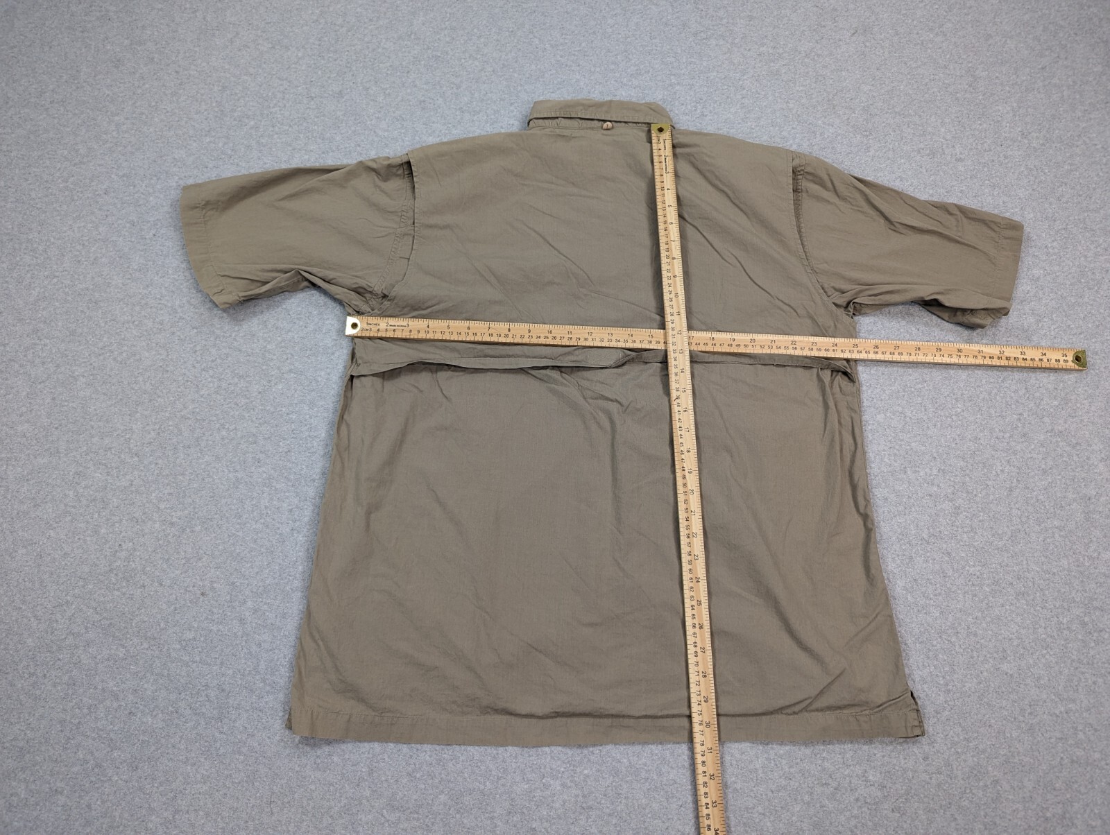 Clearwater Shirt Mens Extra Large Beige Fishing Outdoors Lures Reels Vented
