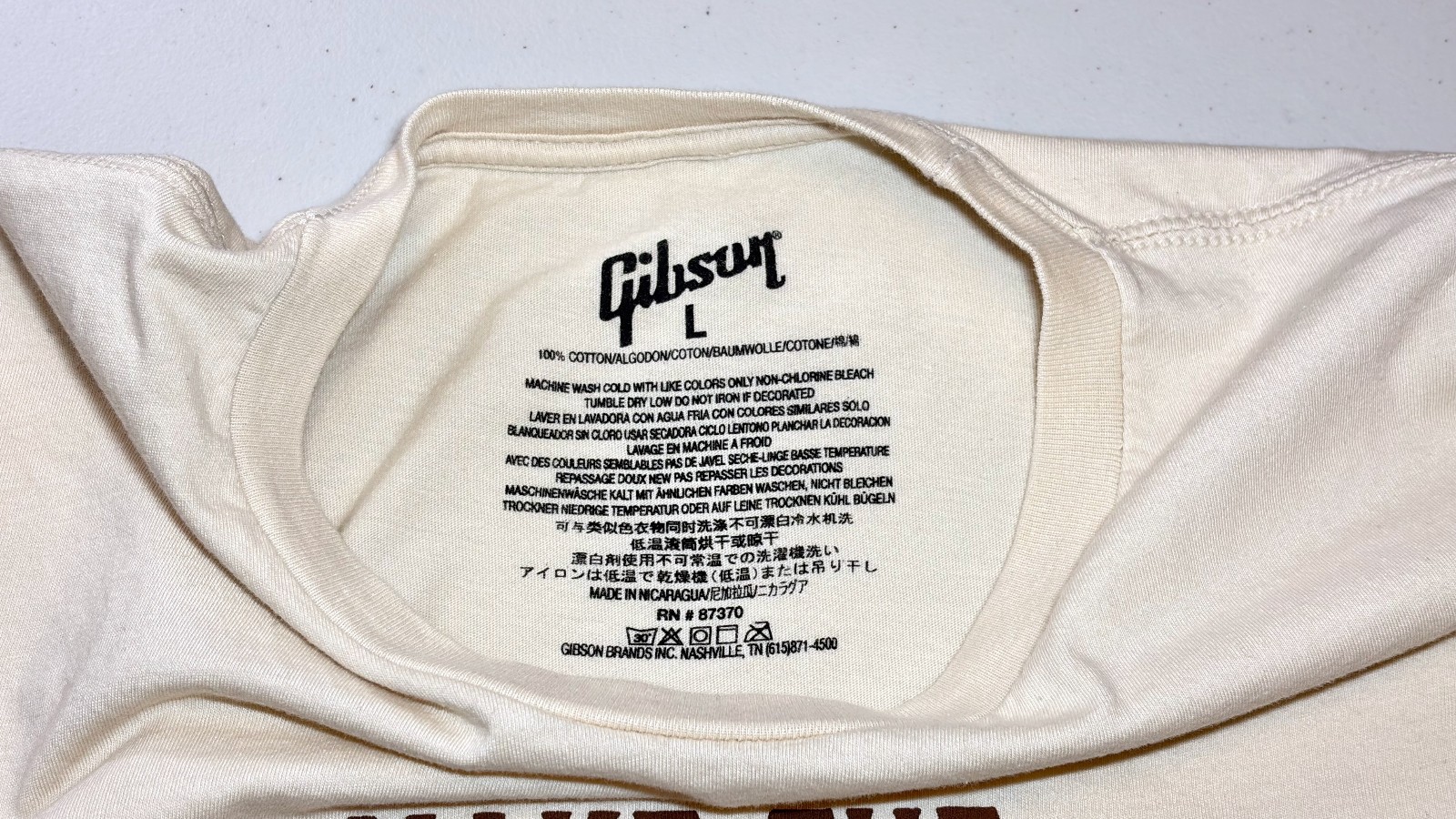 GIBSON Guitars MAKE THE PILGRIMAGE TENNESSEE T-SHIRT, Men’s Size LARGE