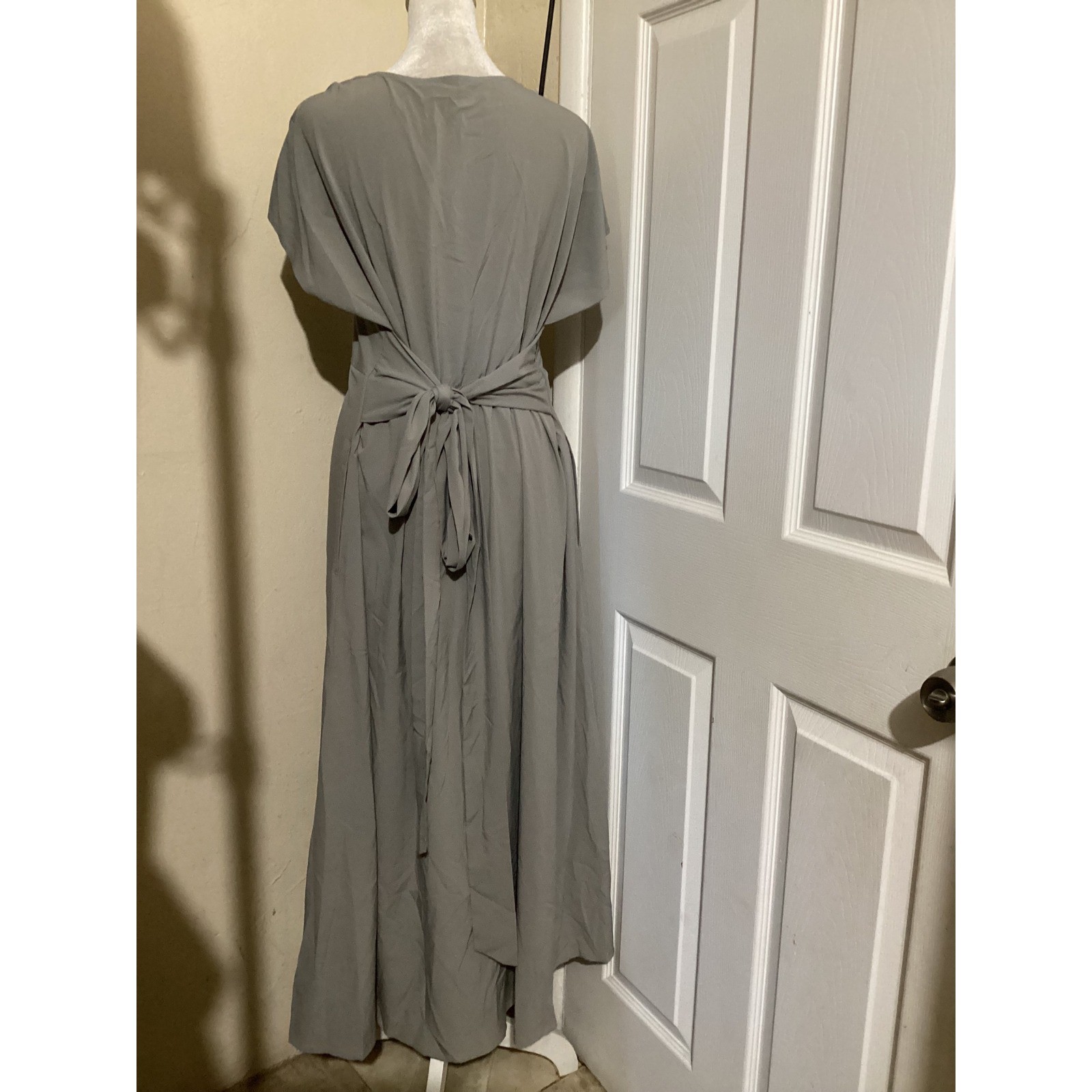 Halara NWOT Grey V-Neck Wrap Maxi Dress with Pockets Flutter Sleeve Tie Back XL