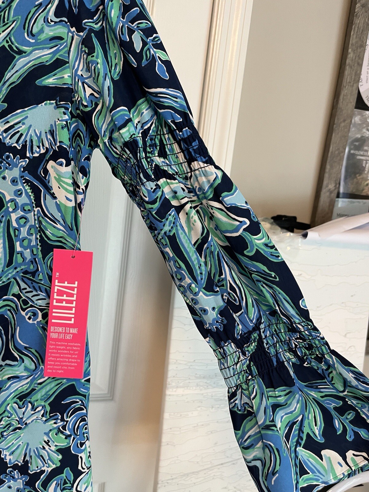 NWT Lilly Pulitzer Maritza Top High Tide Navy Take It Or Leaf It
