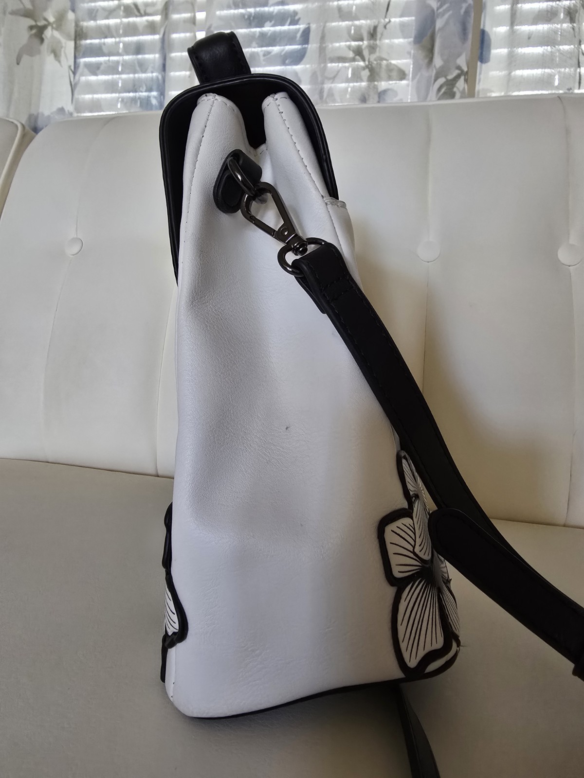 Our Universe Star Wars Darth Vader Floral Sketch Handbag Purse Black White