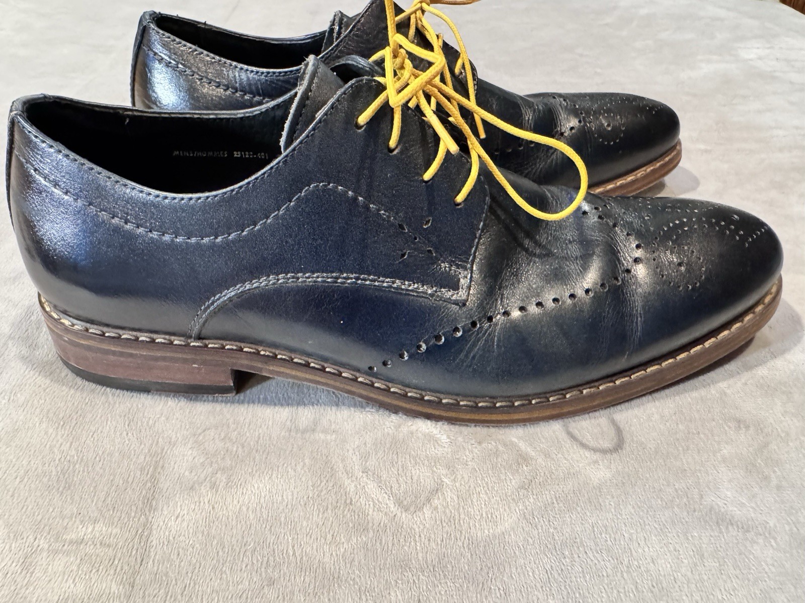 Stacy Adams Men’s Leather Brogue Lace-Up Derby Dress Shoes Size US 8