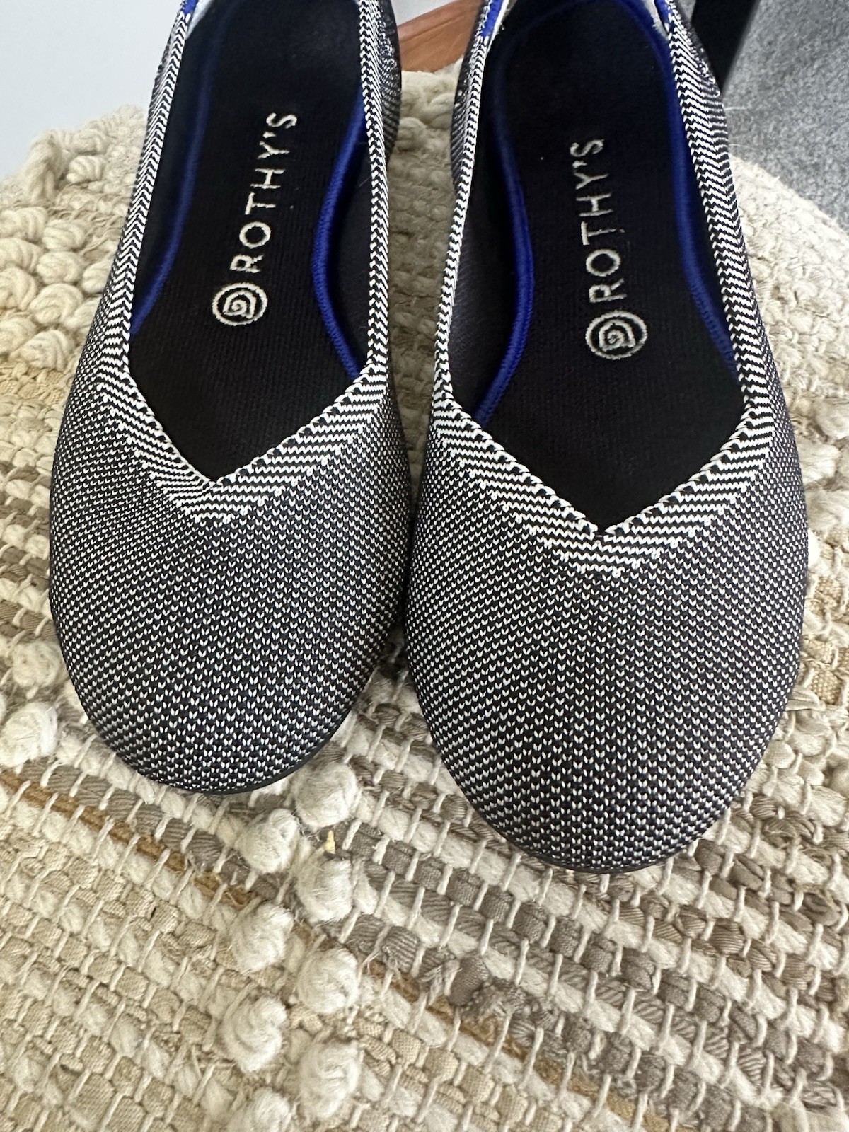 Rothys Black White Houndstooth The Daily Flat Sz 8.5 Washable Ballet Flats