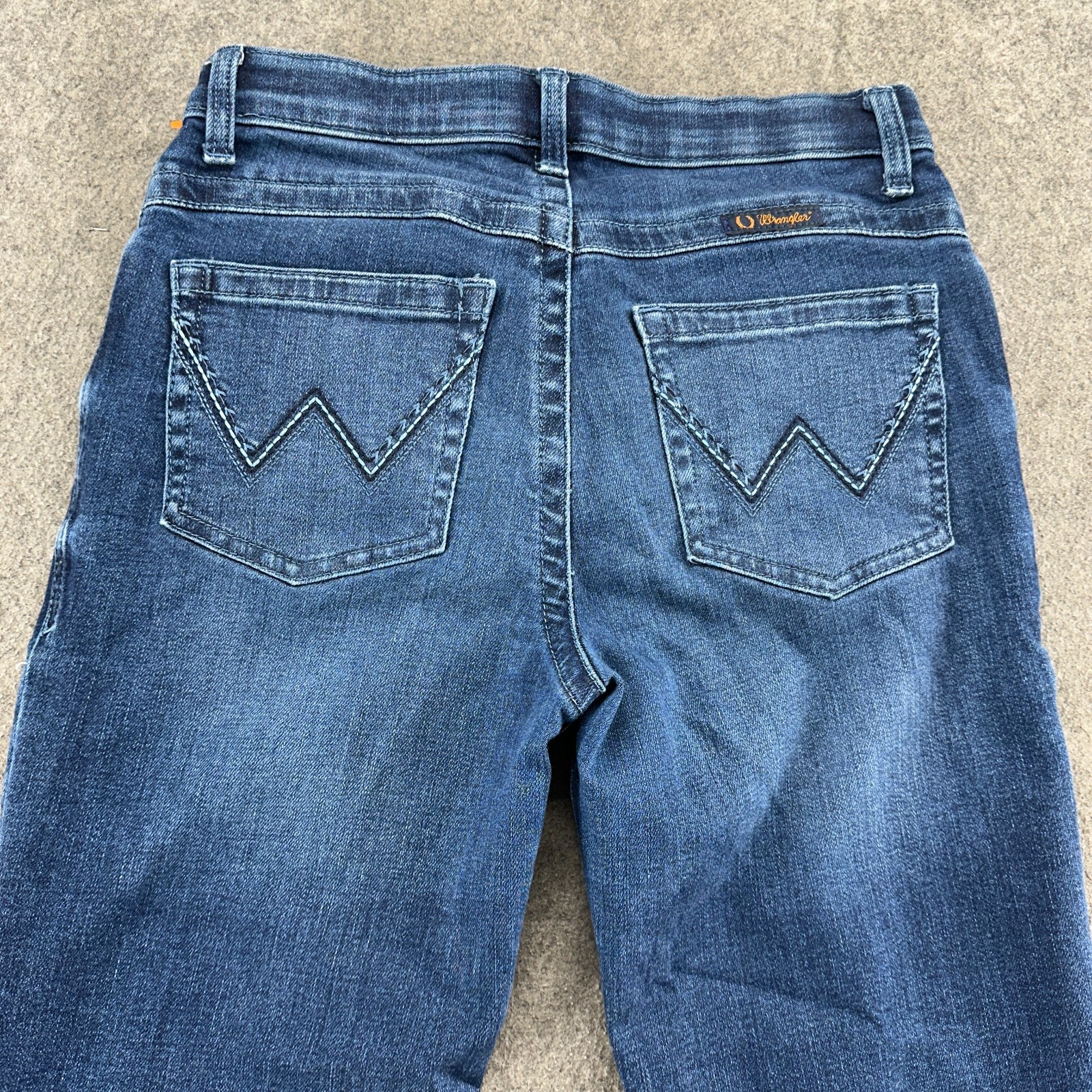 Wrangler Willow Jeans Womens 29×32 Blue Dark Wash Ultimate Riding Straight Leg