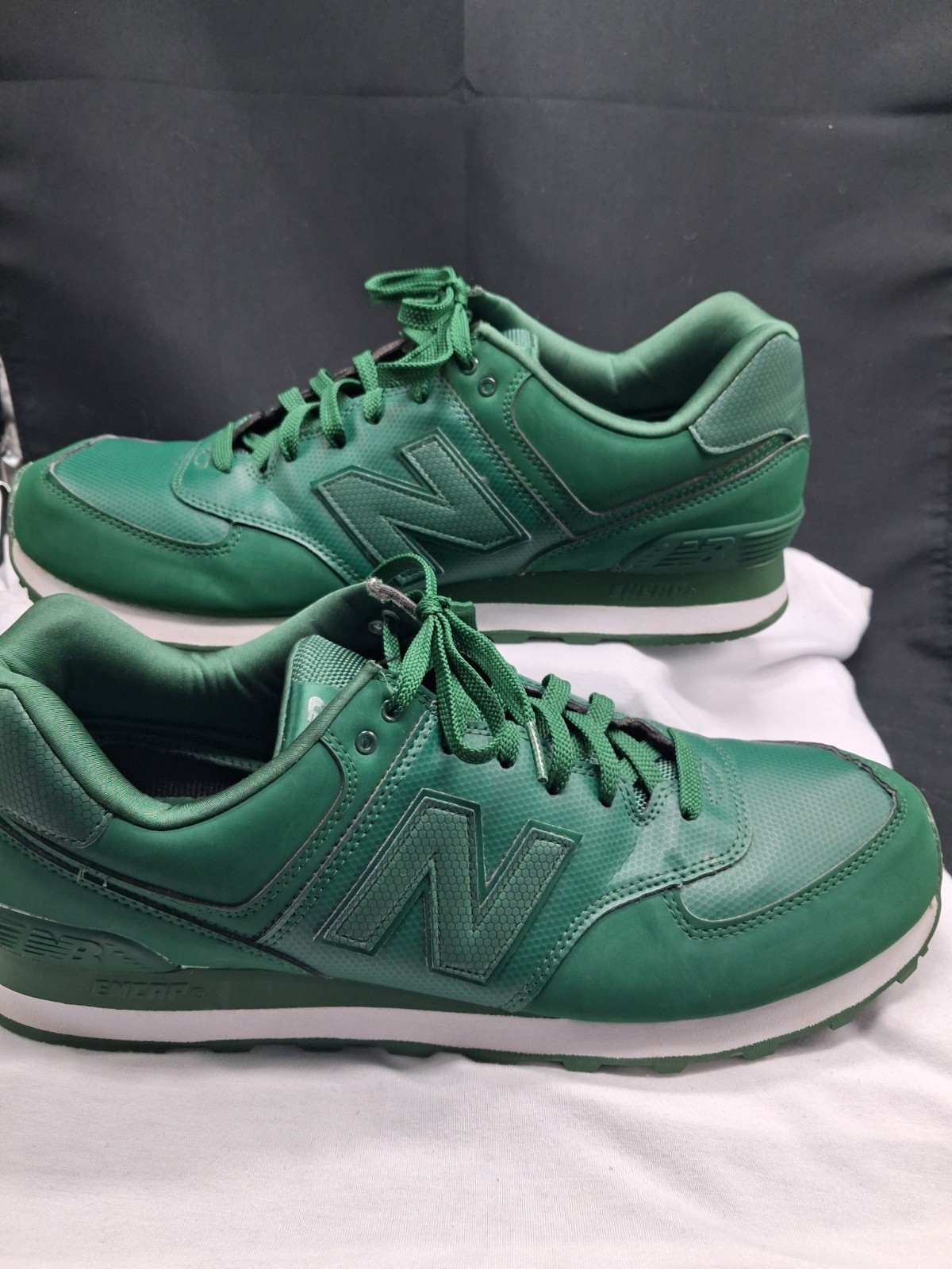 New Balance 574 Men’s Low Top Lace Up Sneakers Green Rubber Outsole ML574STG