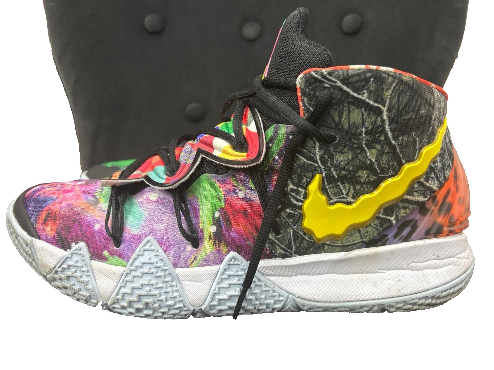 Size 12 – Nike Kybrid S2 Pineapple