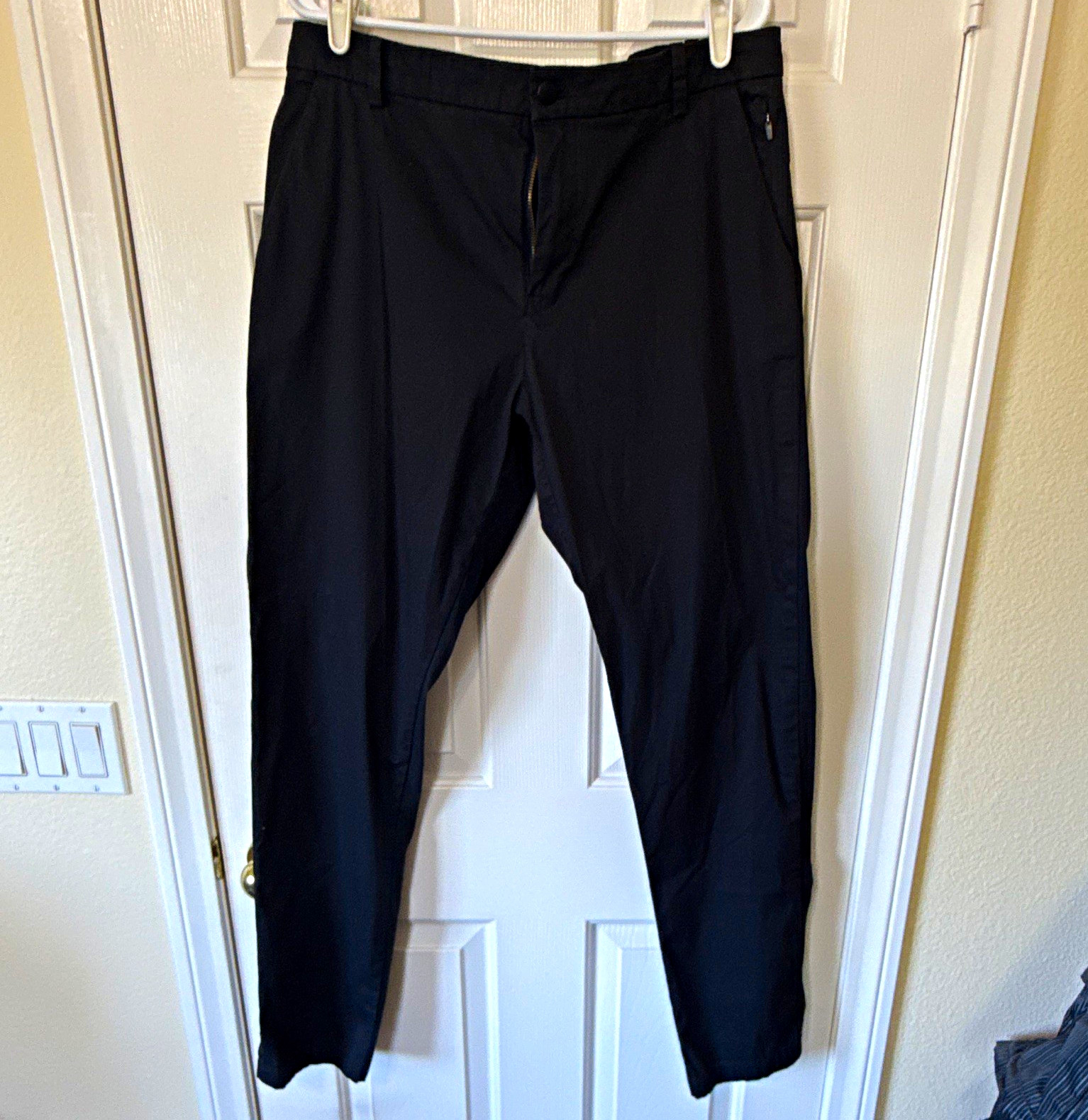 lululemon Men’s Pants Black Solid Flat Front Button Zip Closure Size 36