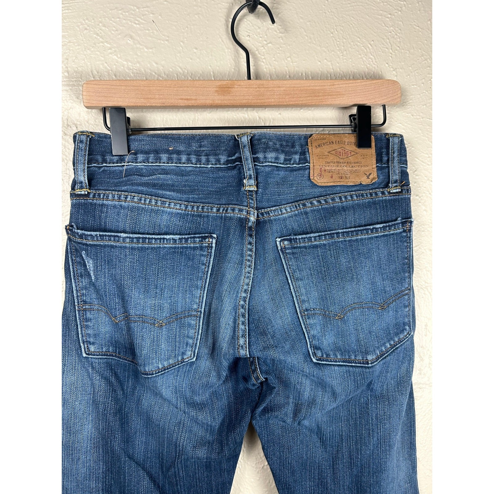 American Eagle Jeans Men’s Size 28×32 Blue Denim Tapered Leg Classic Pants