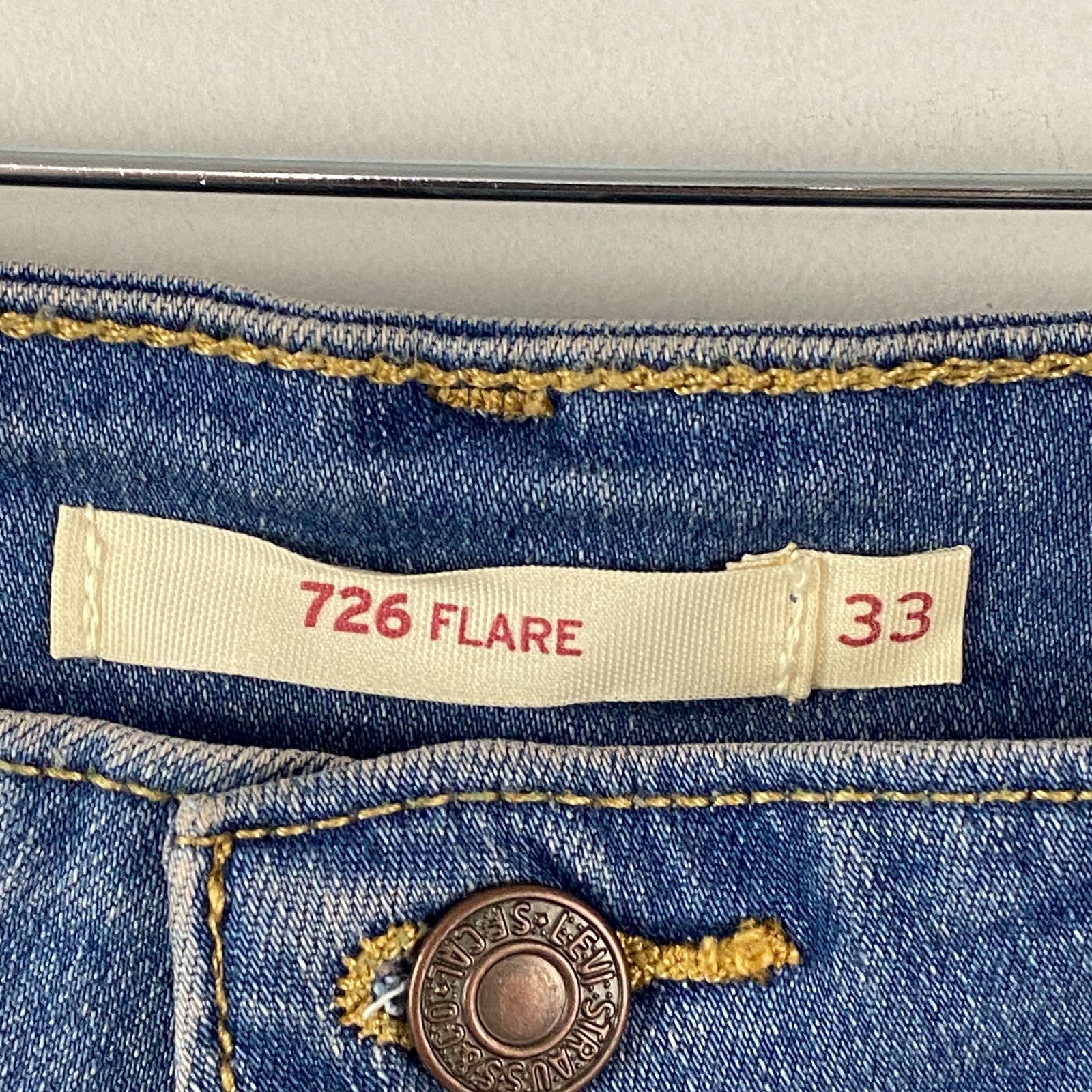 Levi’s 726 Flare Jeans High Rise Womens 33 x 32 Stretch Medium Wash
