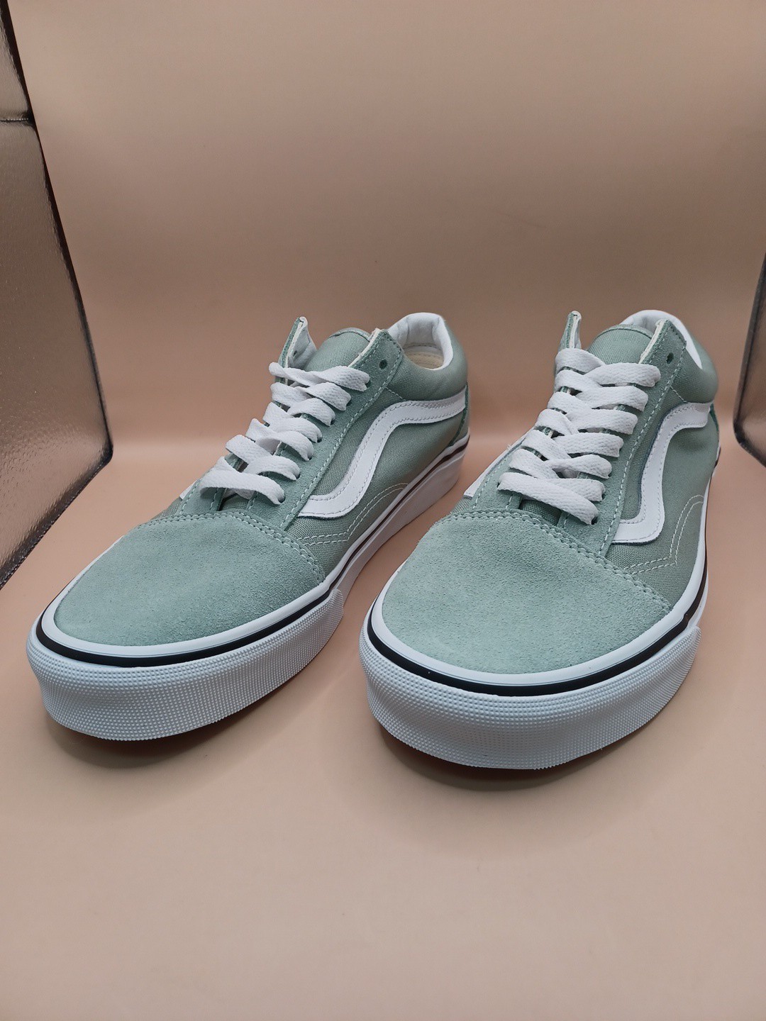 Vans Old Skool Lace Up Shoes-Olive Size Men 8 Women 9.5 US