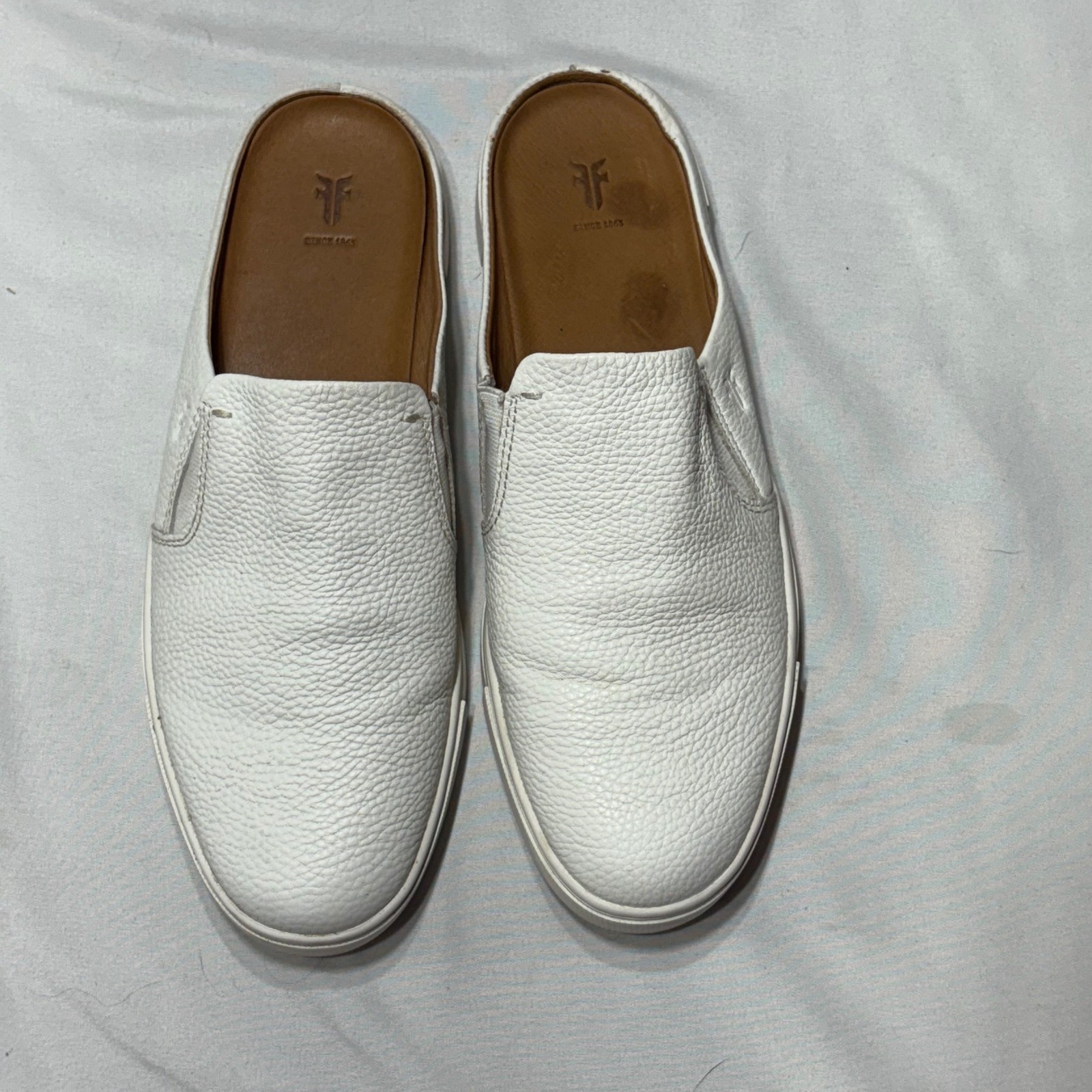 Frye Ivy Mule Sneakers Womens 7 White Pebbled Leather Slip On Shoes 3479173-WHT
