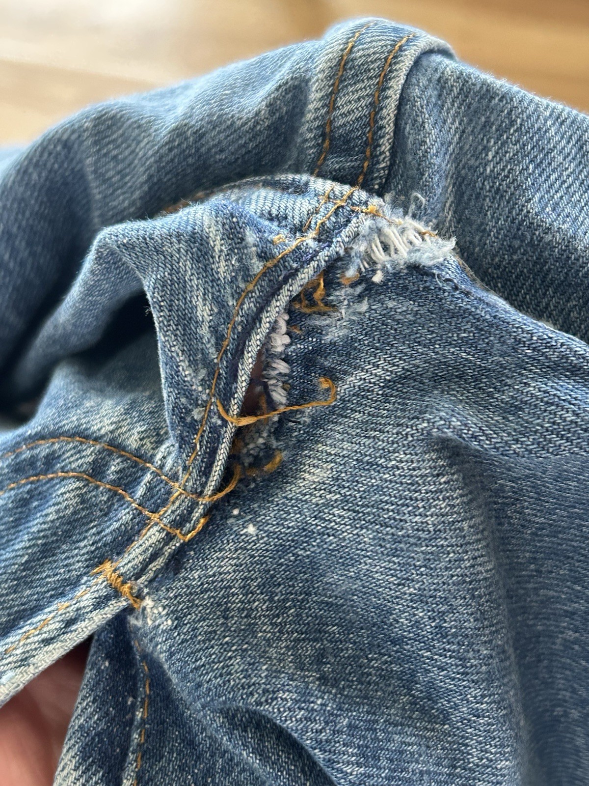 Vintage 80s Levi’s Denim Jeans 501 0118 36×32 (34×31) Made in USA Distressed