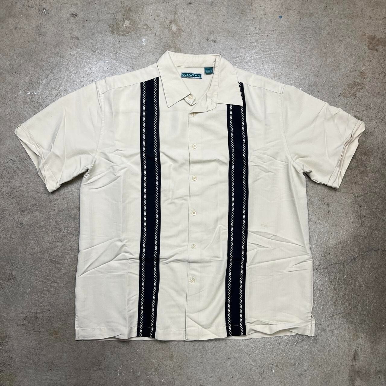 Cubavera Short Sleeve Button up shirt large rayon