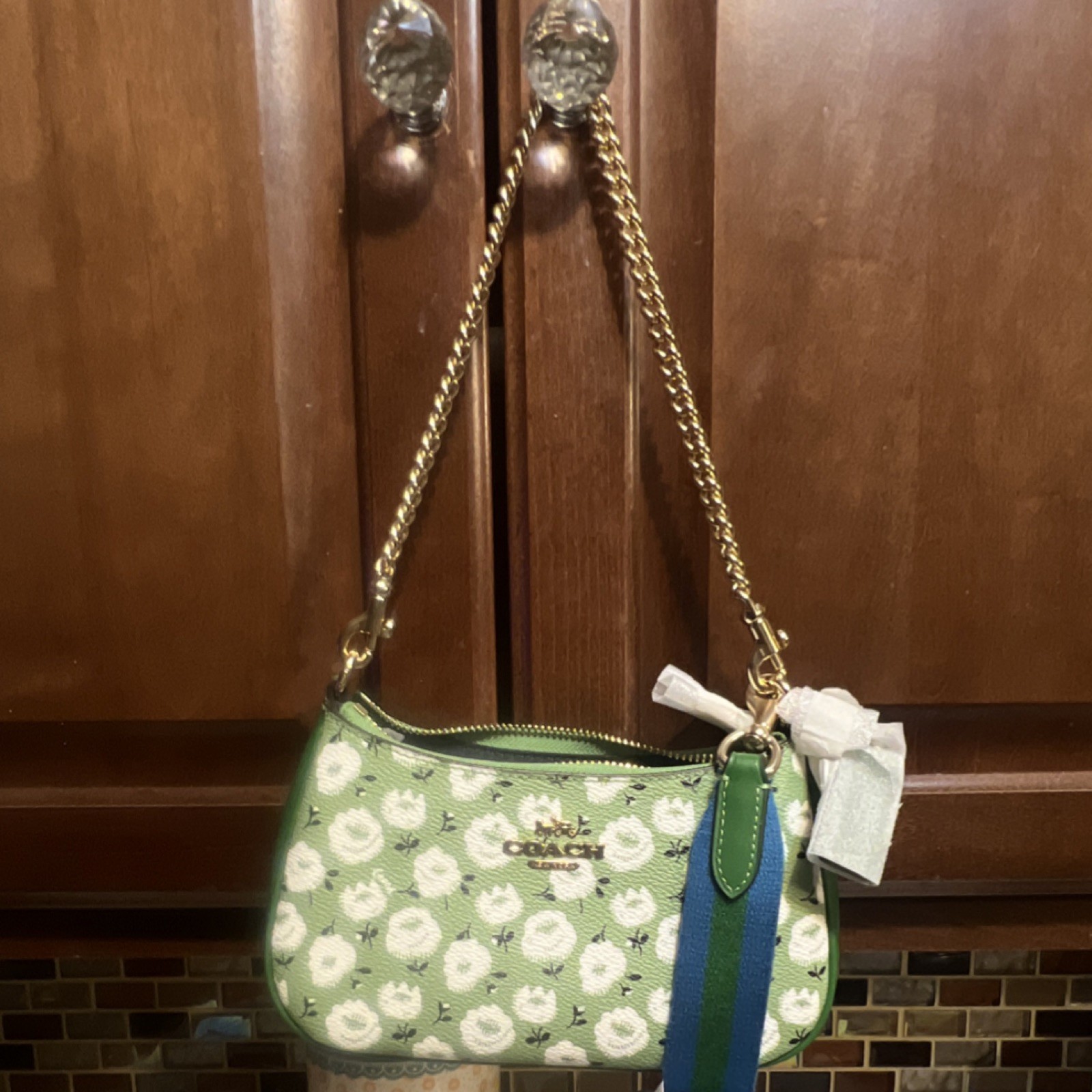 Coach Green Floral Shoulder Bag Zip Gold Chain Strap Detachable Lined Pockets