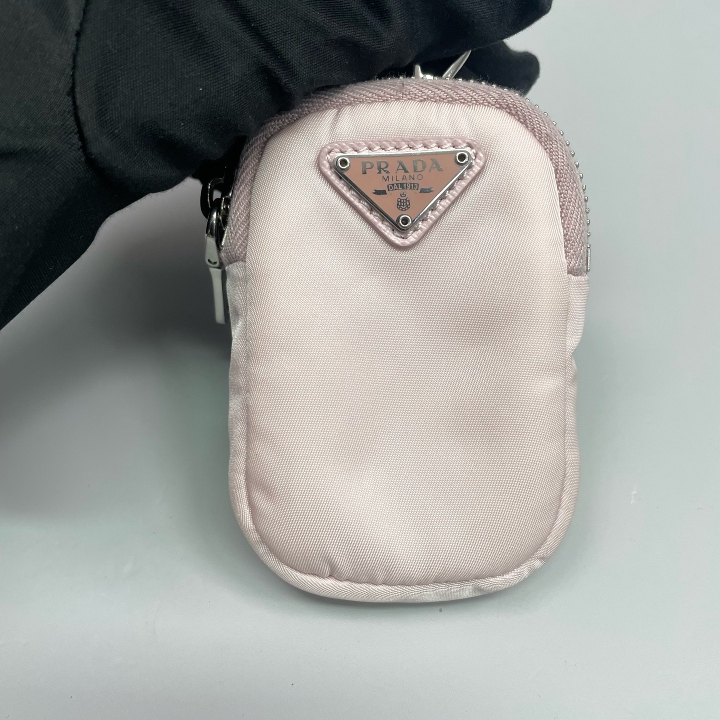 Prada Re-Edition 2005 Hobo Normal Lt Pink Parachute Nylon Crossbody Duty Paid