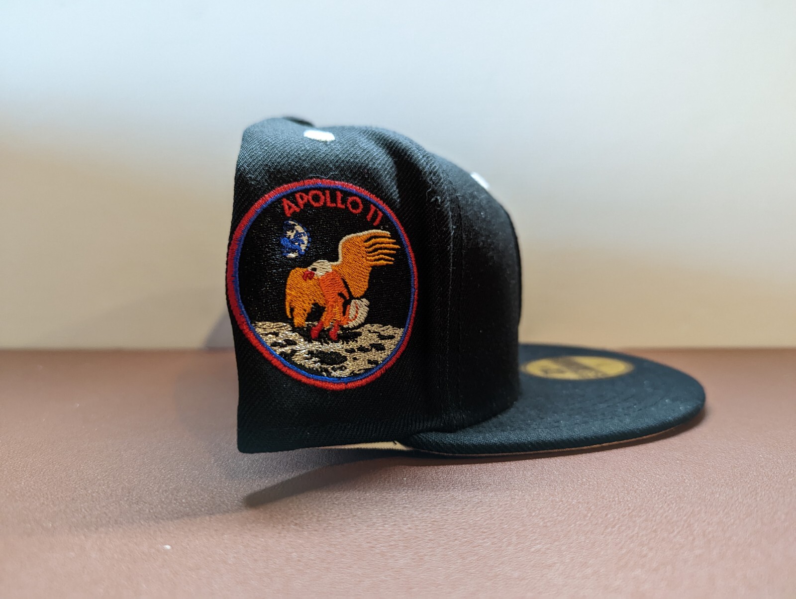 LidsHD 59Fifty Houston Astros Apollo 11 Black Gold UV Artemis 7 1/4 Astronaut