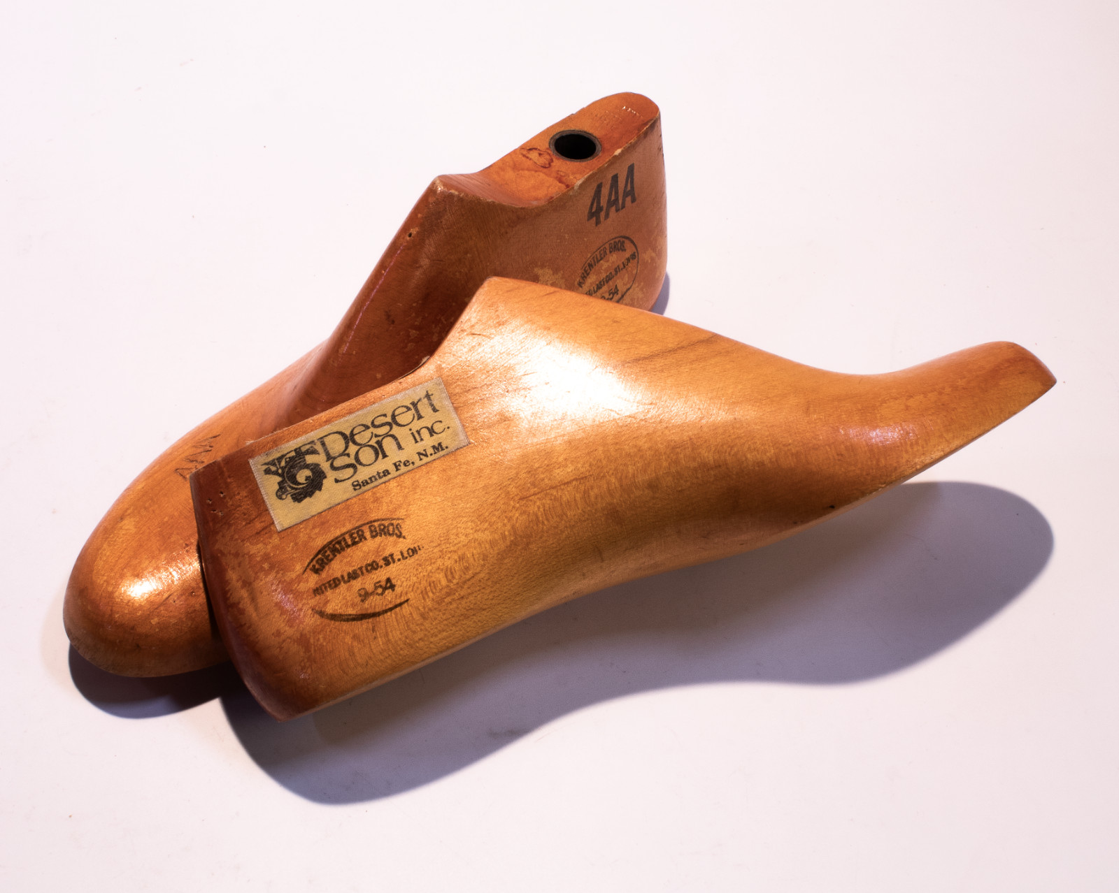 Desert Sons Inc. Santa Fe New Mexico Shoe Tree Pair 1954 Size 4AA Krentler Bro.