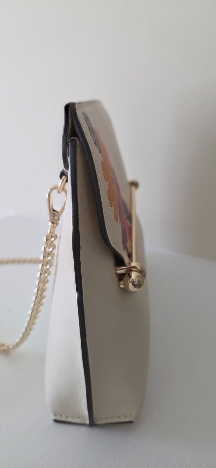 Strathberry Stylist leather Shoulder Clutch bag ~ Vanilla with Flowers