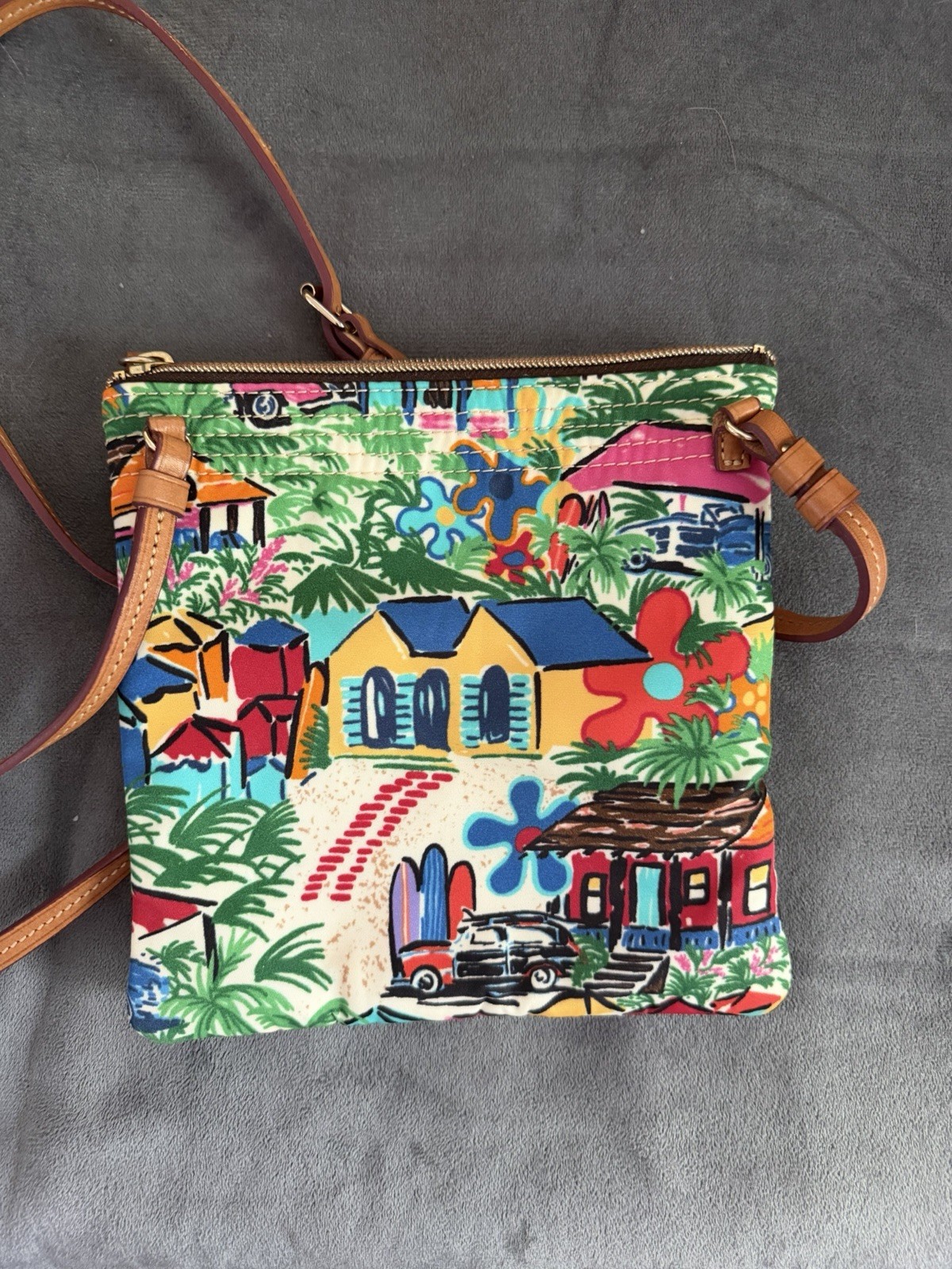 Dooney & Bourke Tropical Island Triple Zip Crossbody Bag Sandbar Pattern NWOT