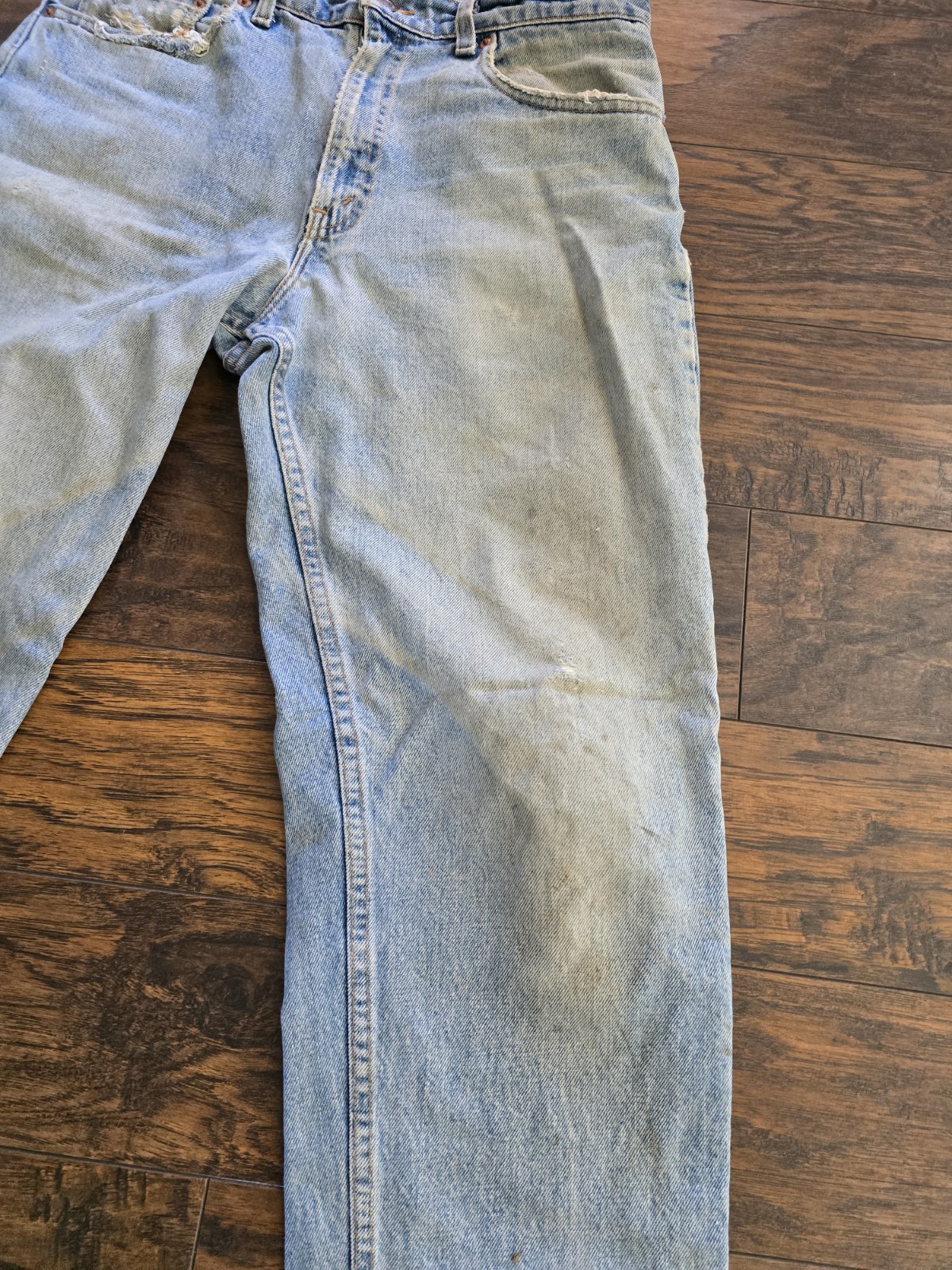 VTG Levi’s 550 Jeans 33×32 Relaxed Fit Tapered Leg Light Wash USA Red Tab 90s